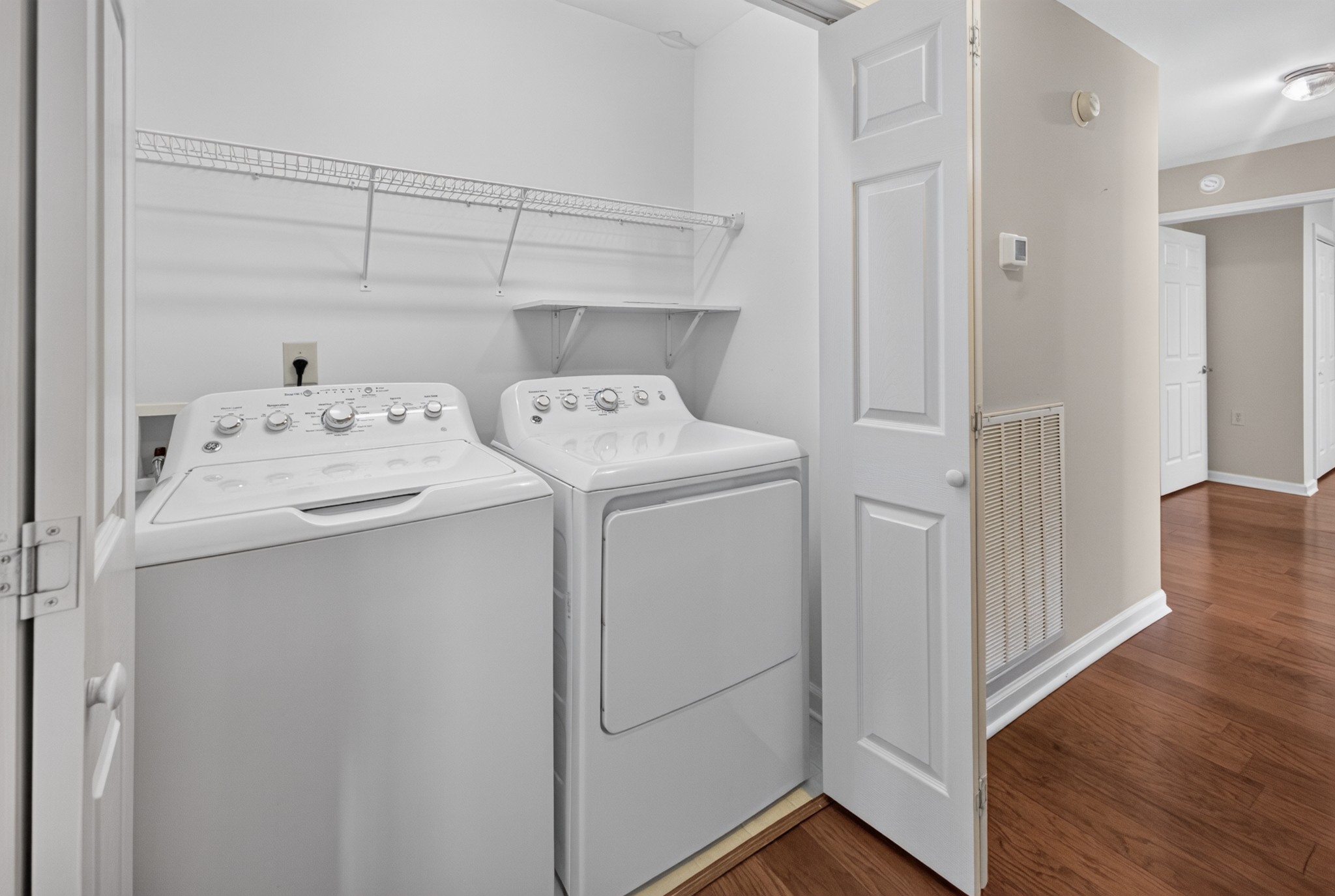 1303 Crofton Park Ct Property Photo 17