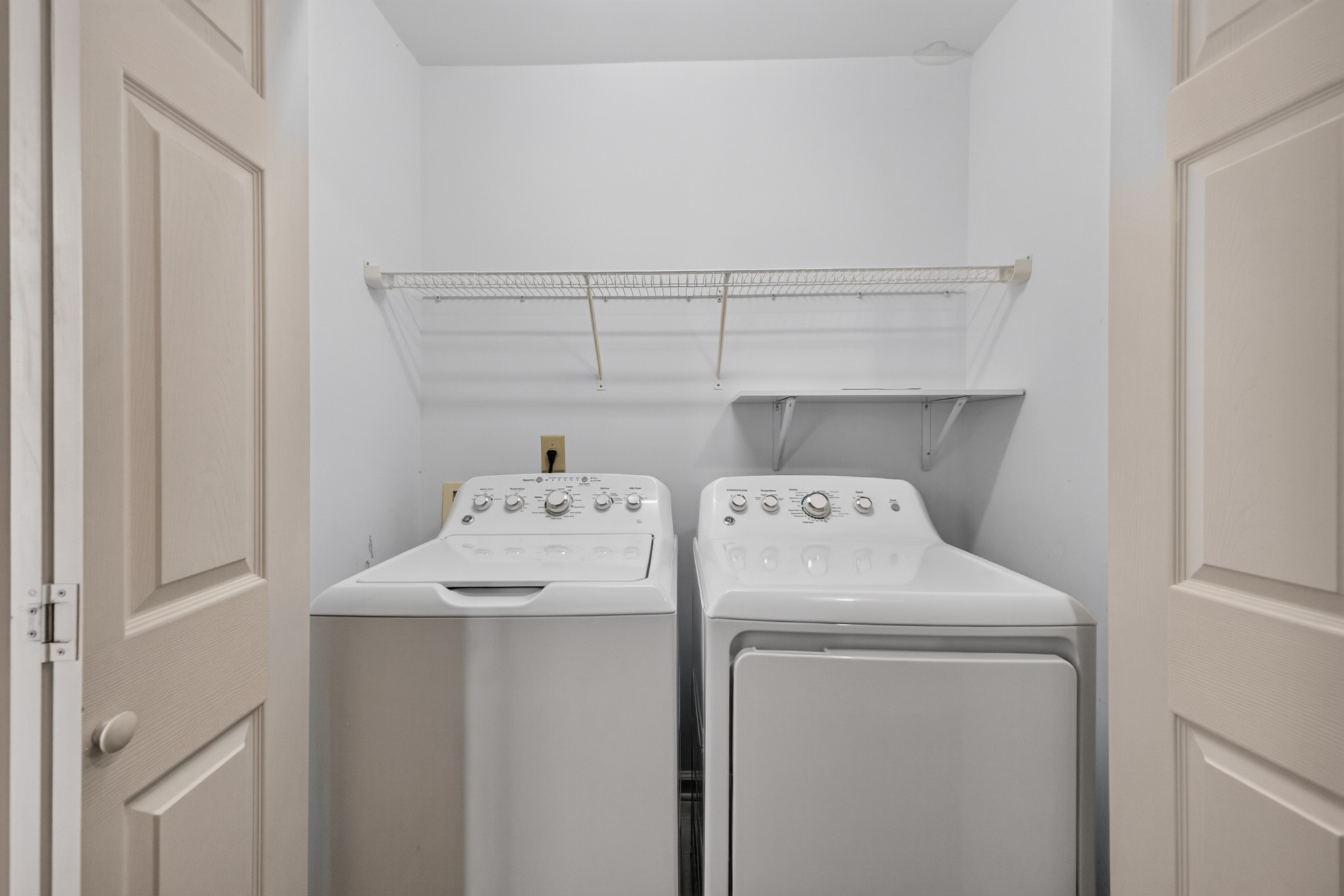1303 Crofton Park Ct Property Photo 18