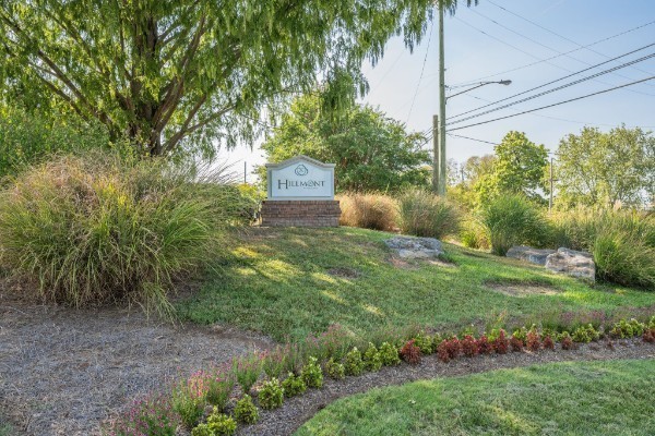 2025 Woodmont Blvd Property Photo 21