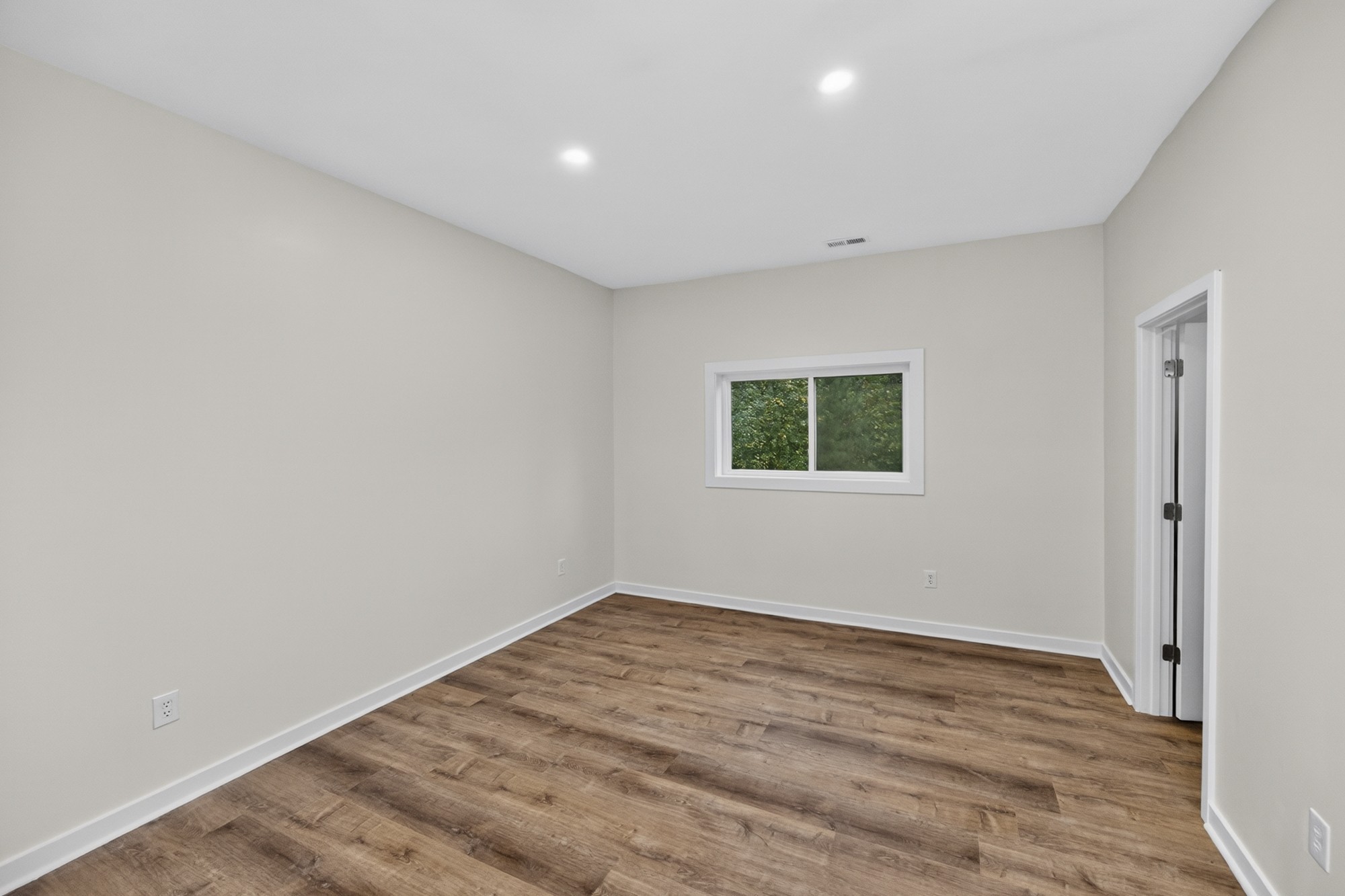 162 Webb Rd Ext Property Photo 31