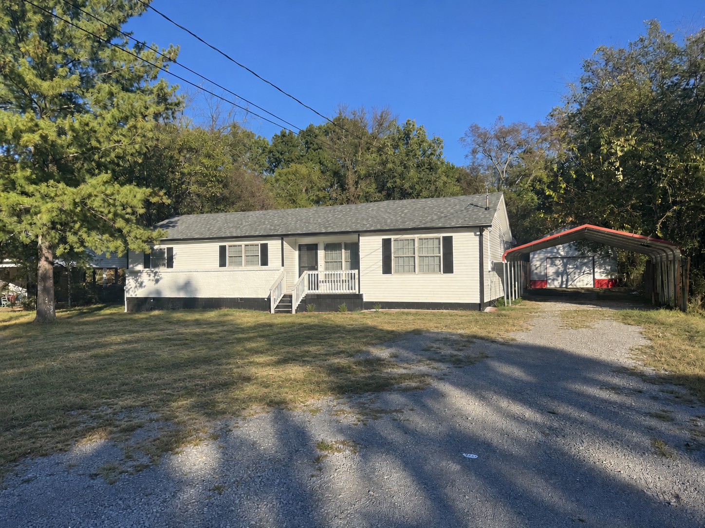 116 Mercury Dr Property Photo 1