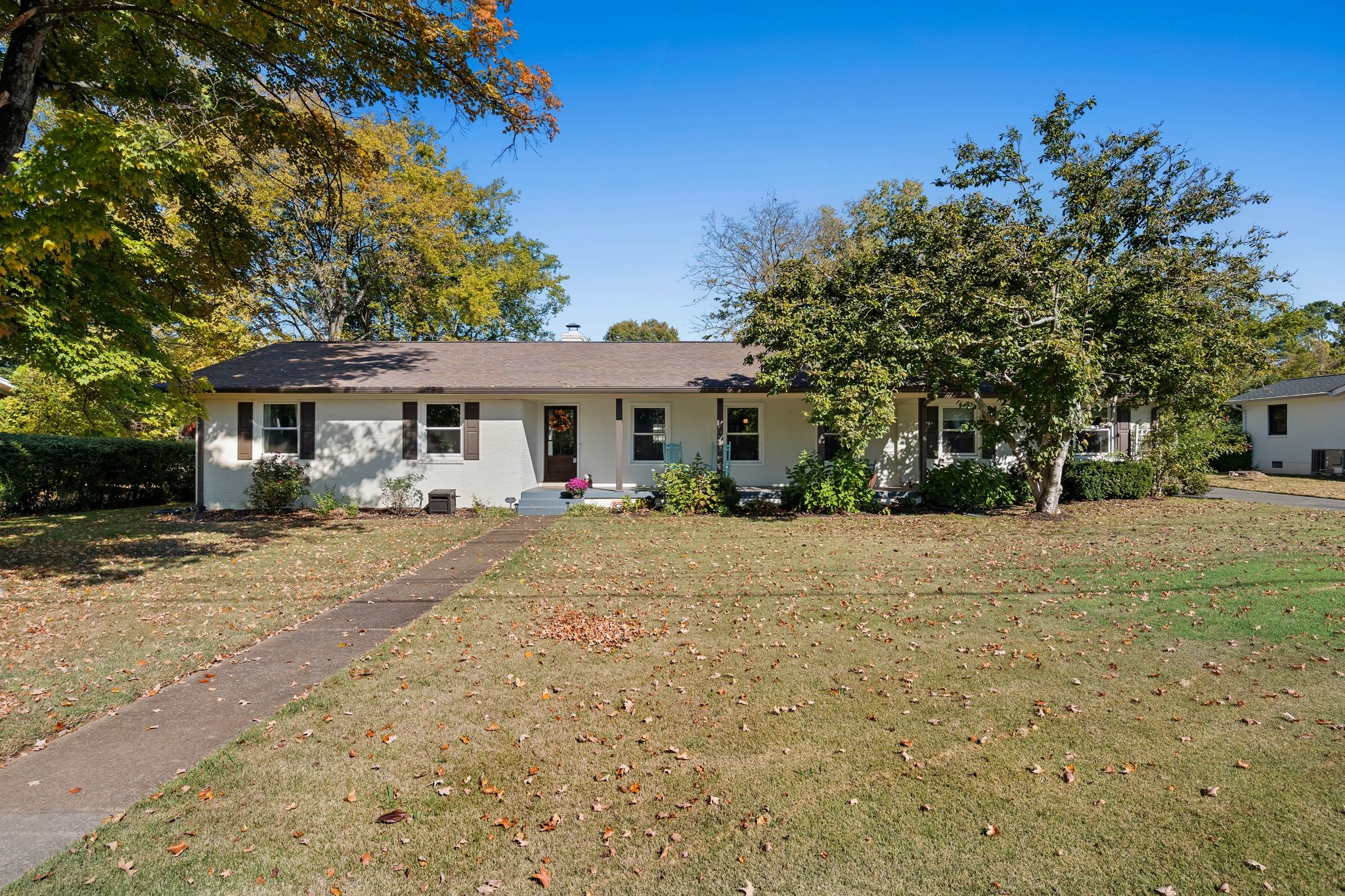 1911 Greenland Dr Property Photo 1