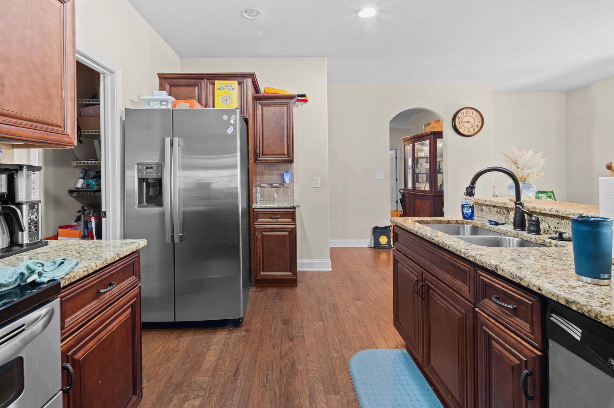 206 Dorchester Cir Property Photo 8