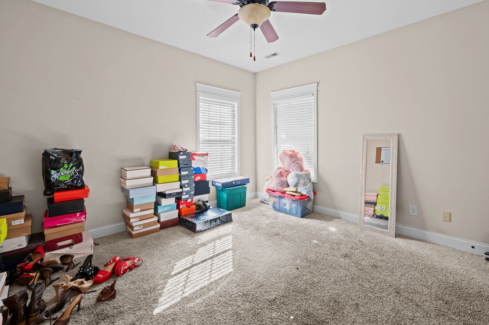206 Dorchester Cir Property Photo 15