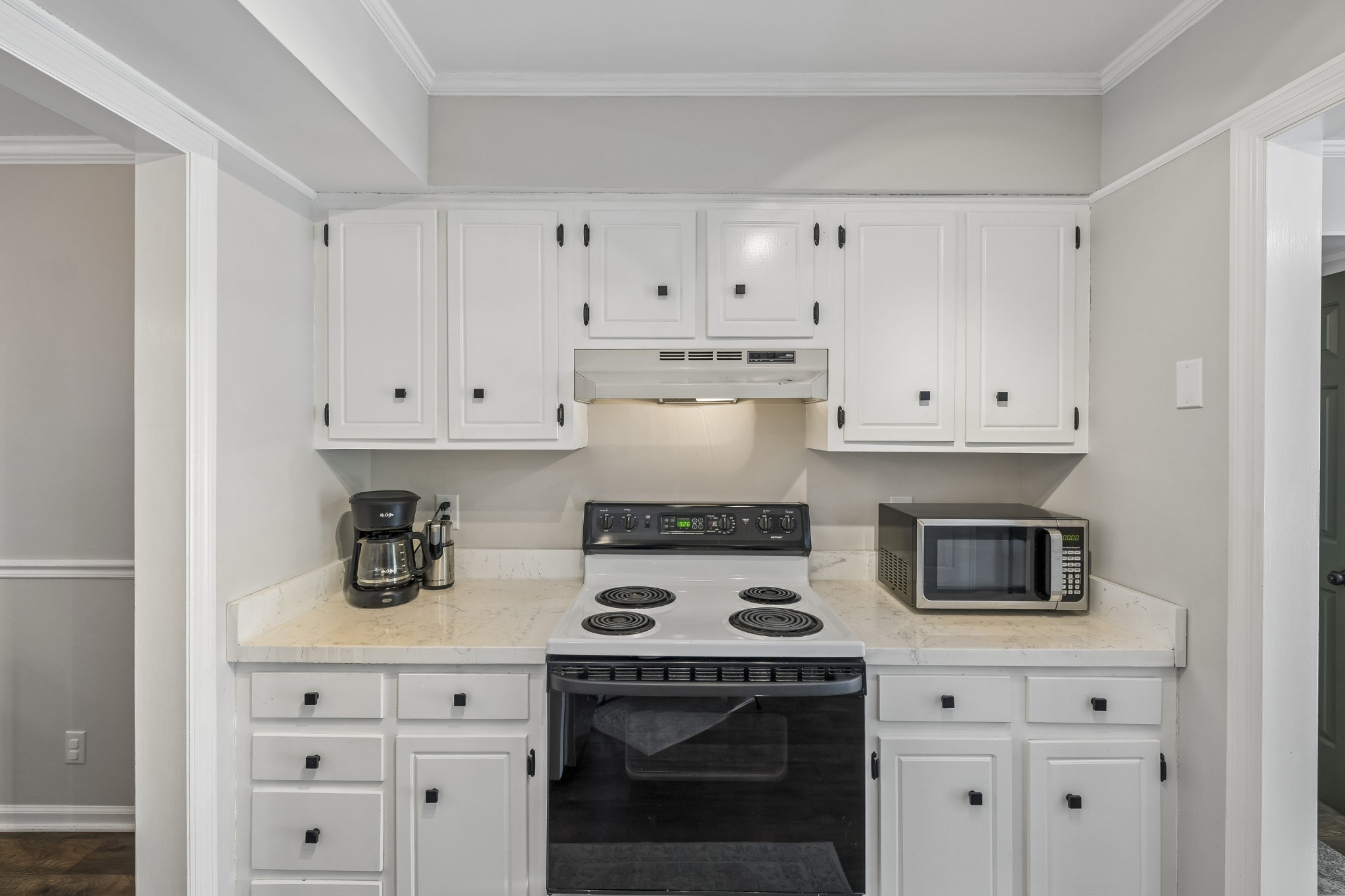 5053 English Village Dr Property Photo 11
