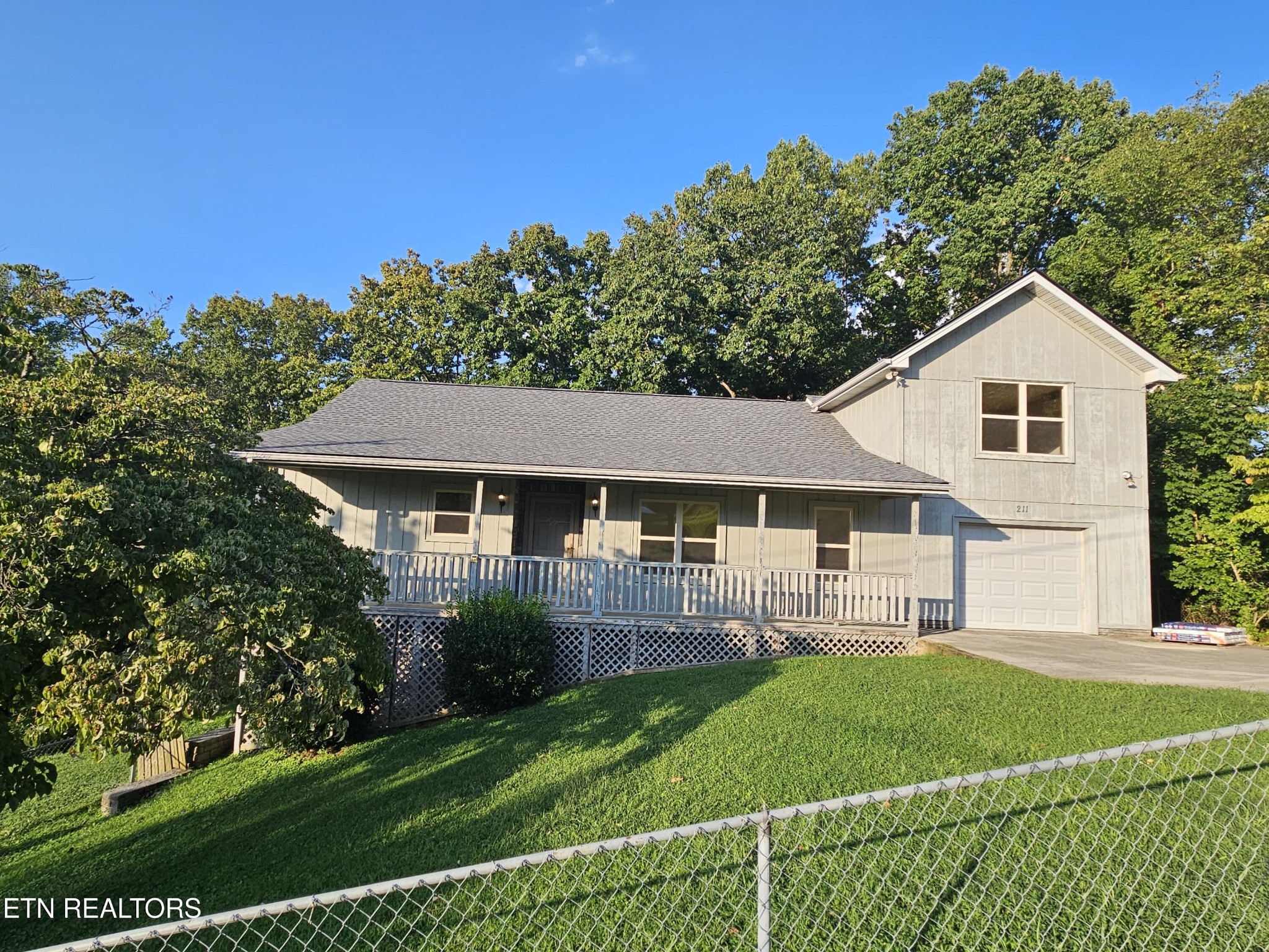 211 Sequoyah Tr Property Photo 1