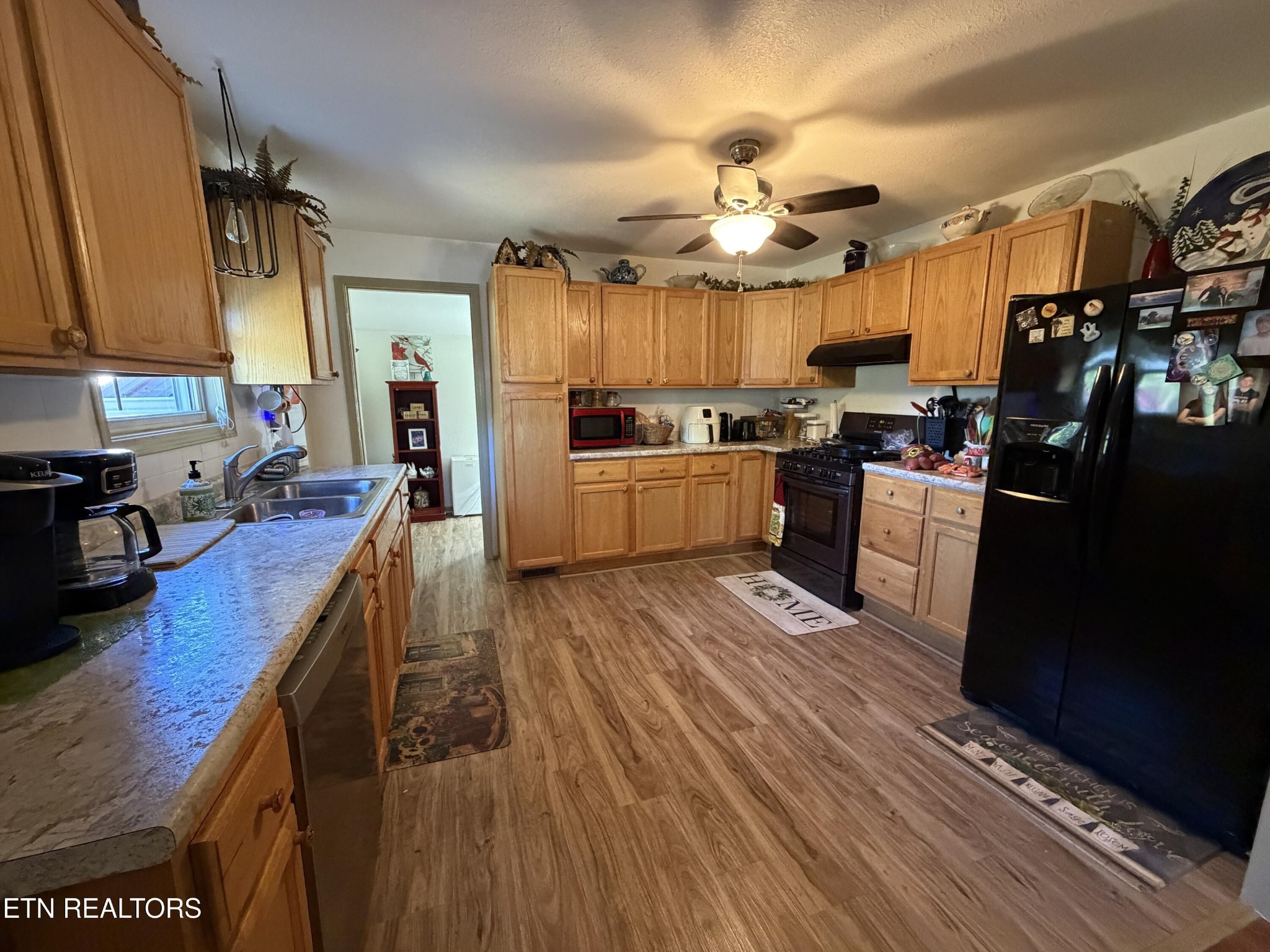841 Yellow Cliff Rd Property Photo 10