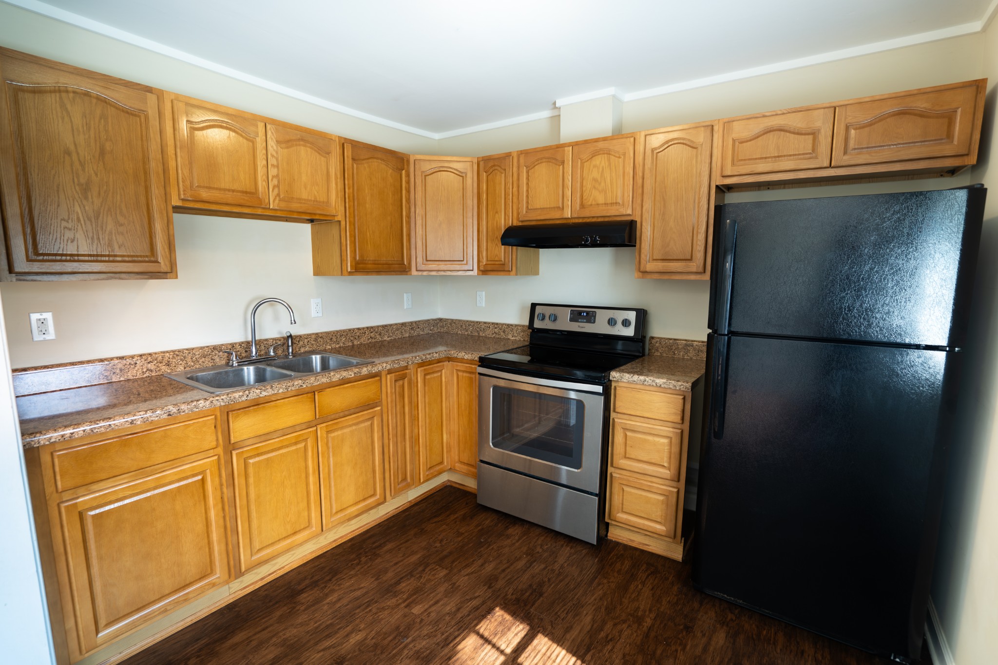 319 Eastover St Property Photo 8
