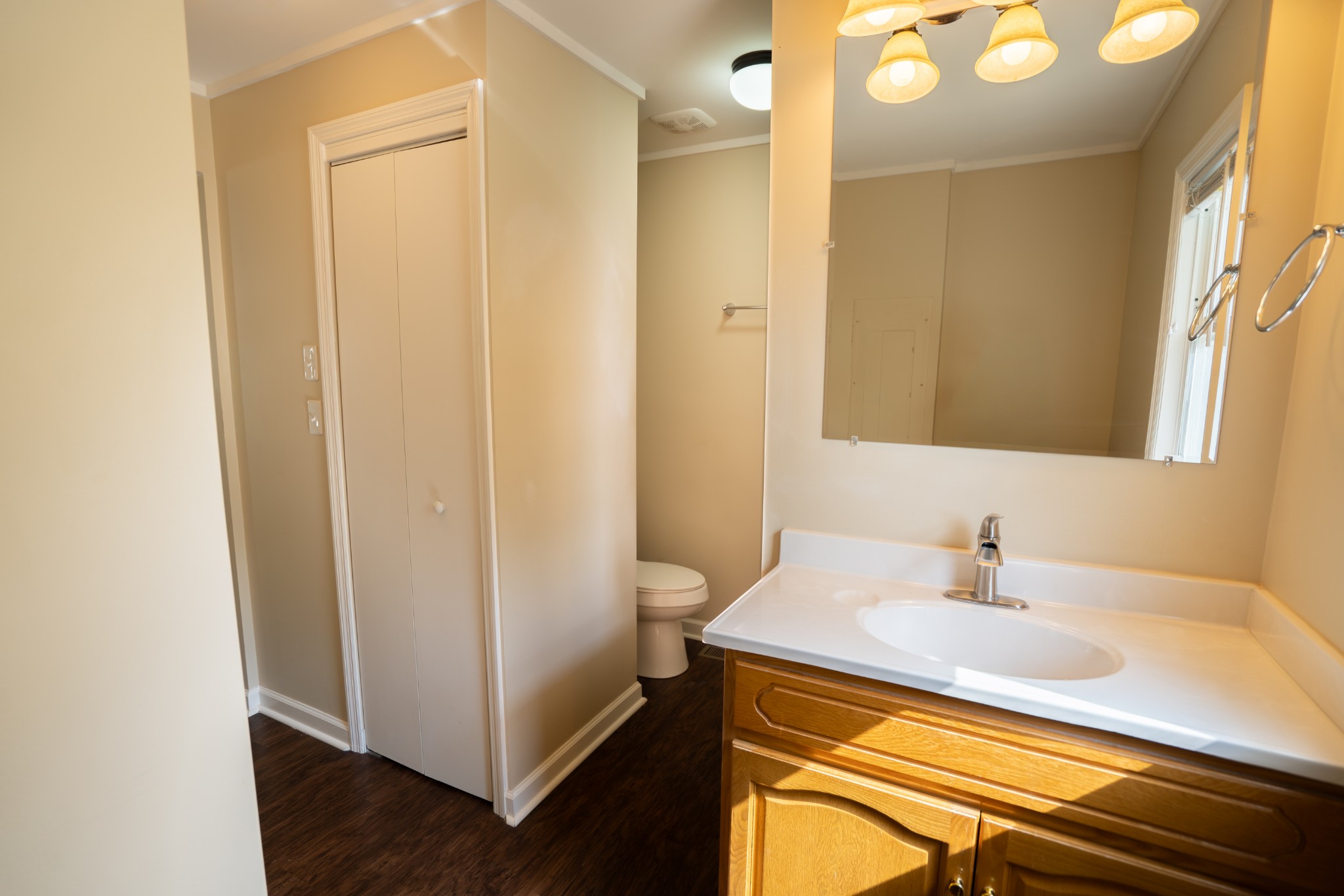319 Eastover St Property Photo 12