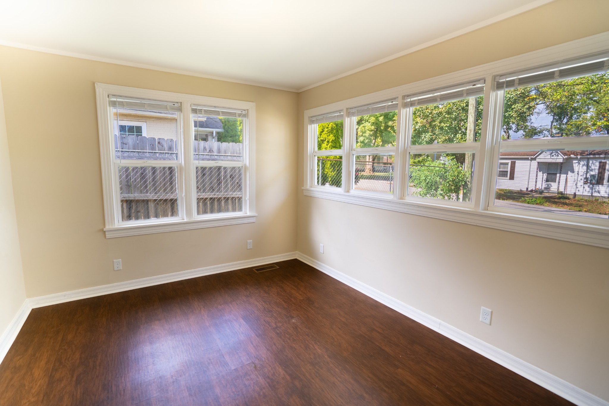 319 Eastover St Property Photo 14