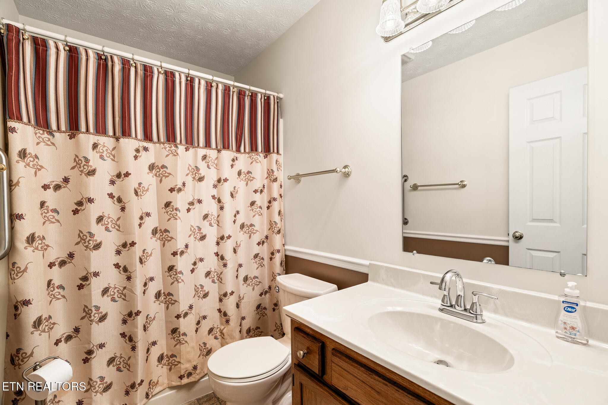 165 Vanderview Drive Property Photo 12