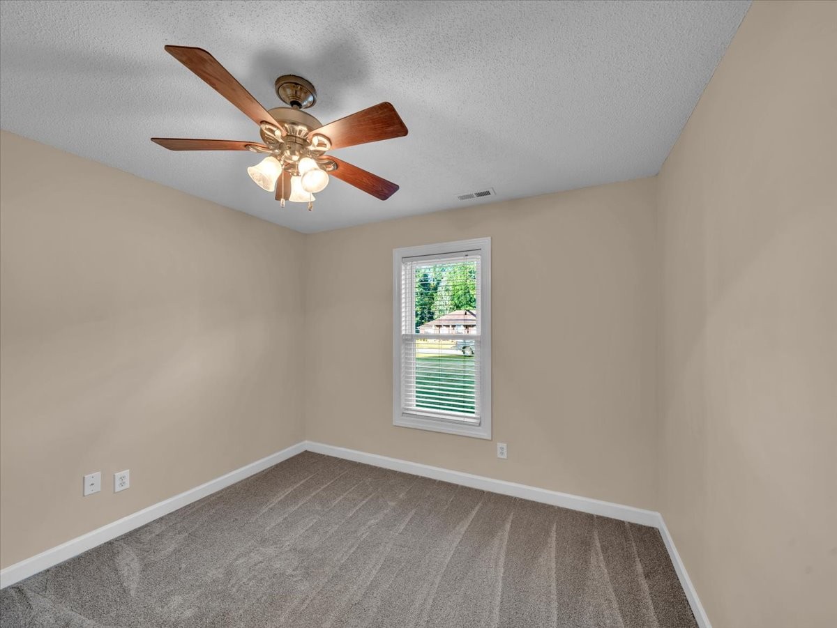 129 Edgebrook Dr Property Photo 50