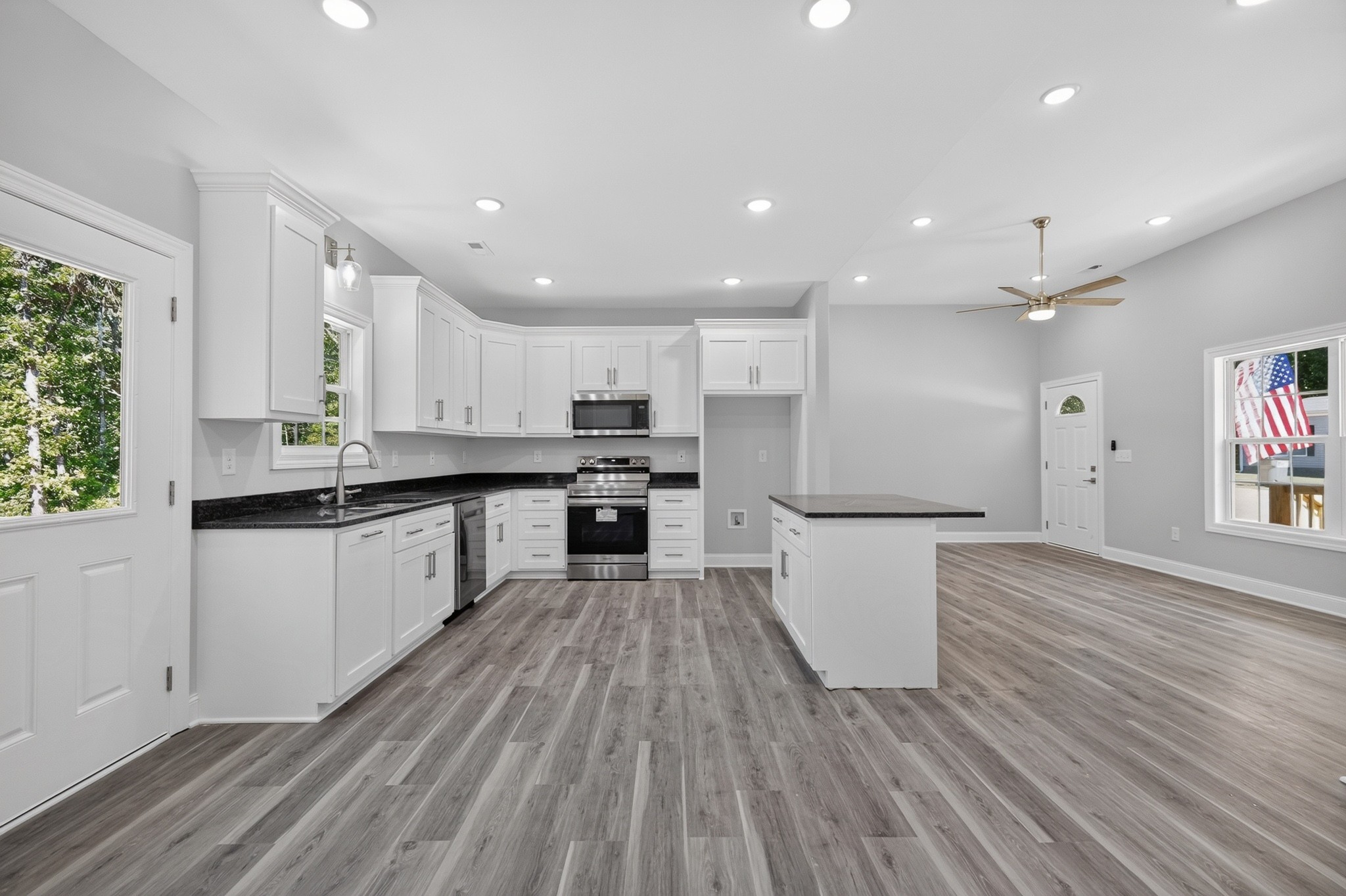 111 Bella Way Property Photo 15