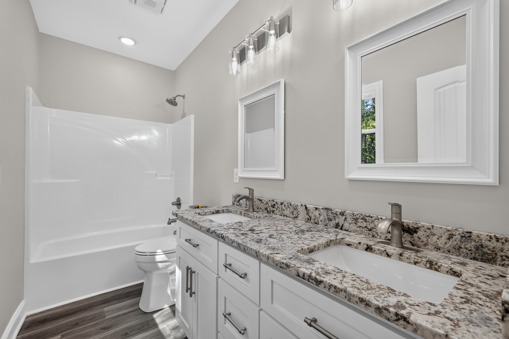111 Bella Way Property Photo 24