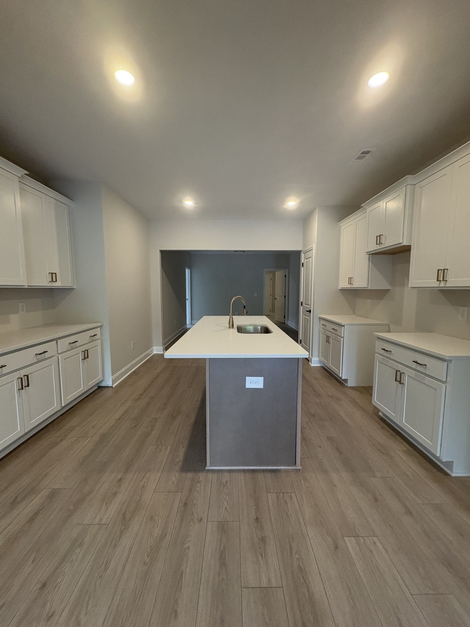 7313 Carothers Road Property Photo 6