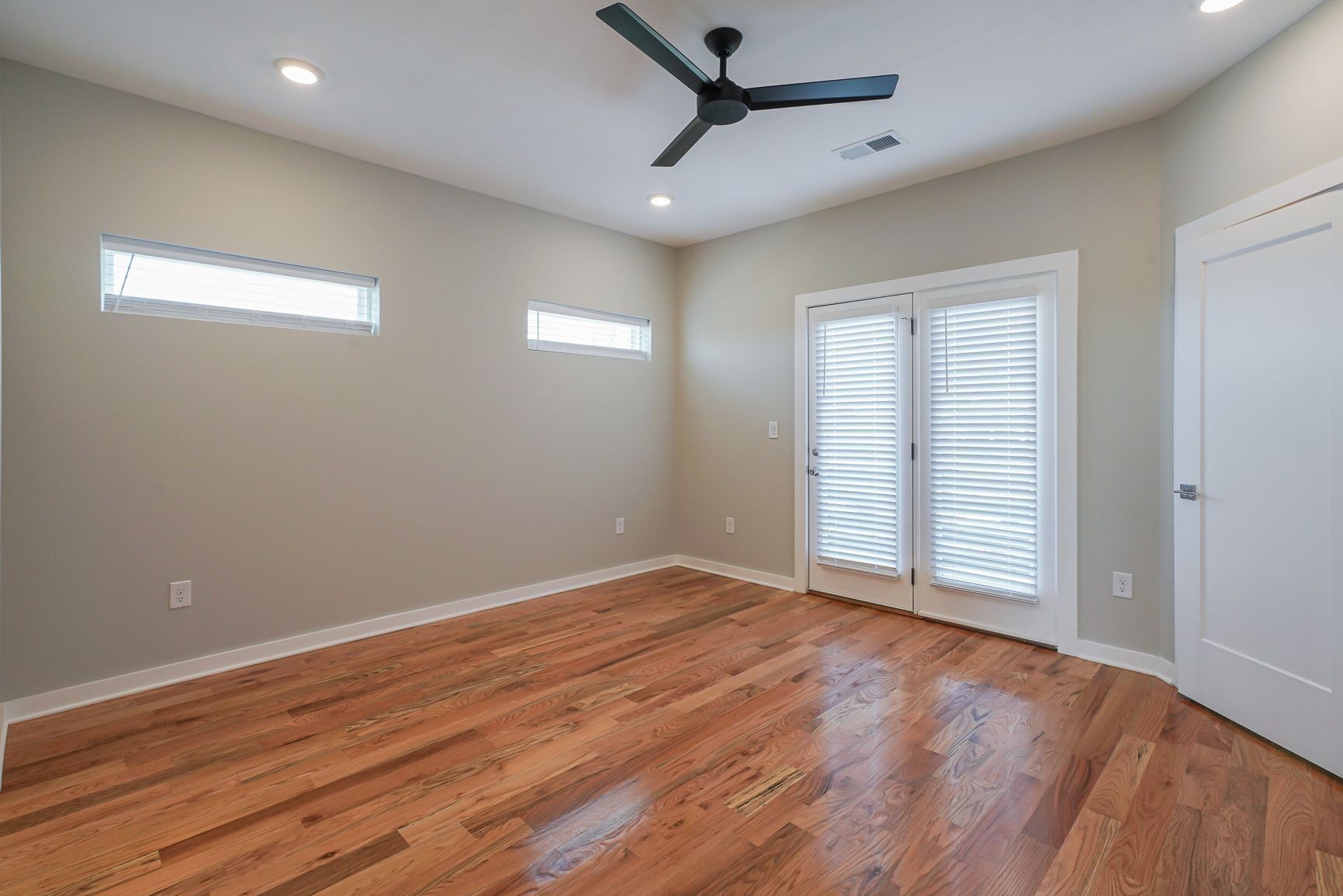 109 Duke St Property Photo 2