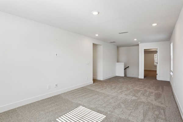 2420 Nolan Dr Property Photo 25