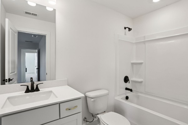 2420 Nolan Dr Property Photo 39