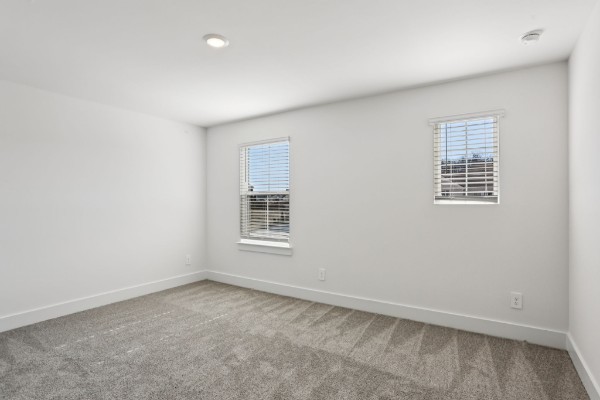 2420 Nolan Dr Property Photo 43