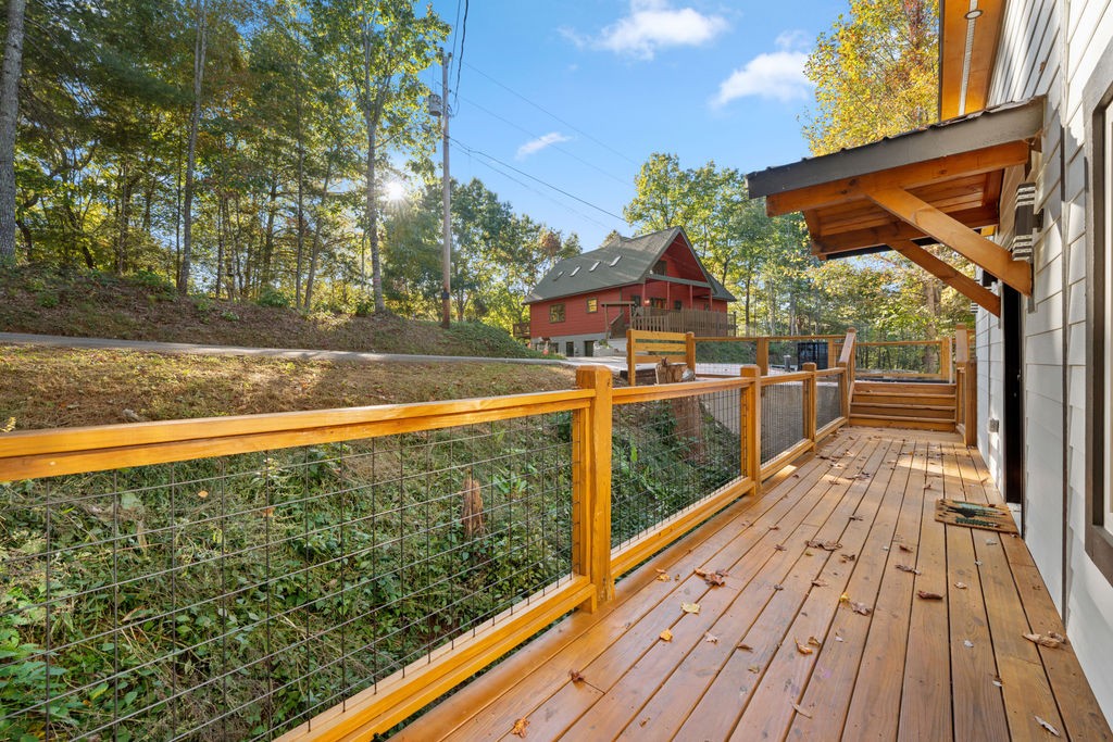 741 Ski View Ln Property Photo 16