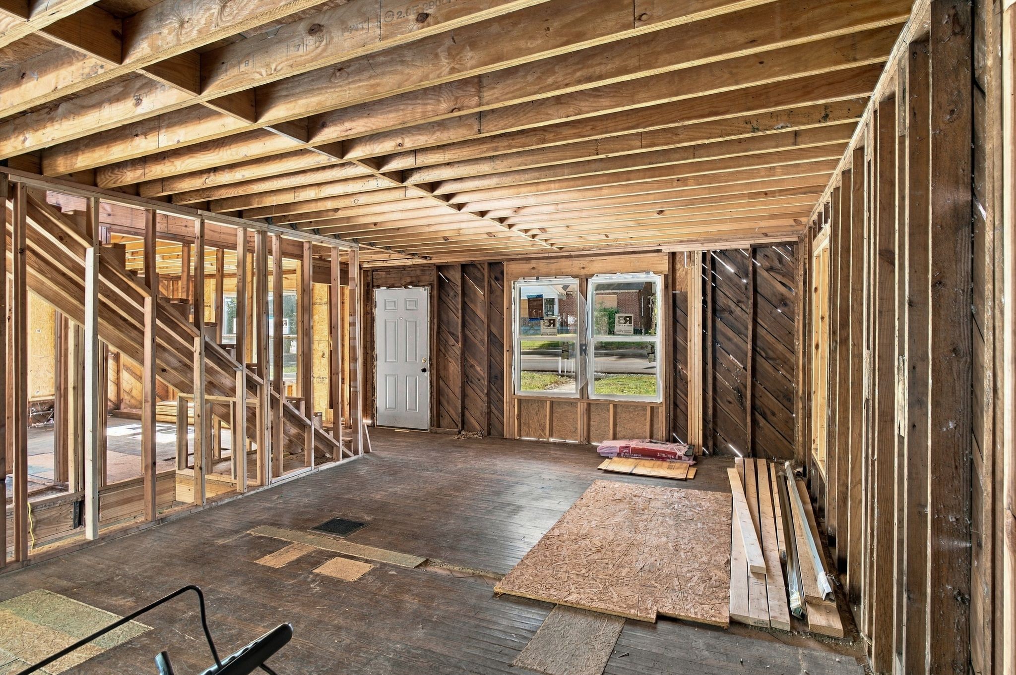 2404 Buchanan St Property Photo 9