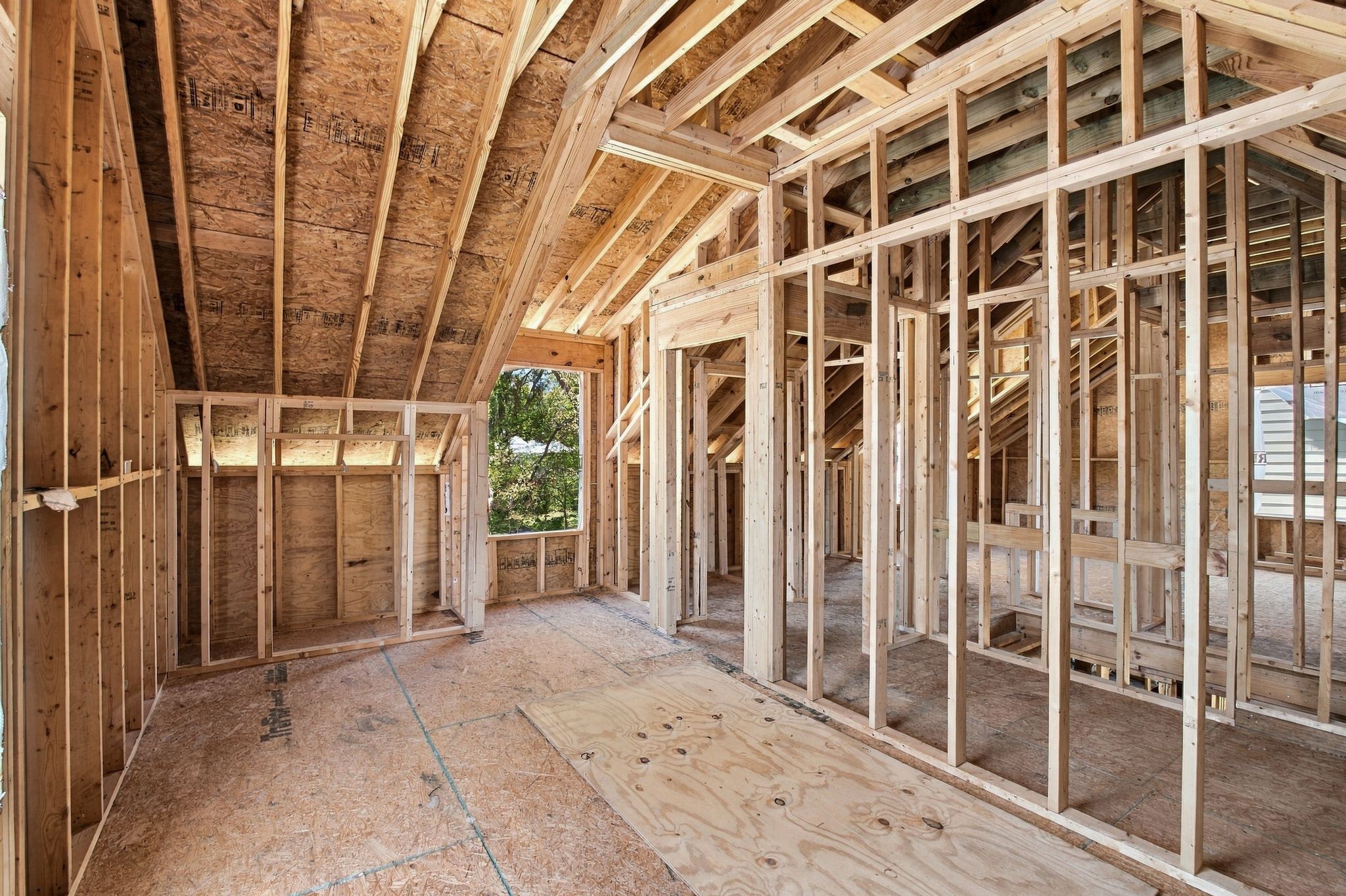 2404 Buchanan St Property Photo 10