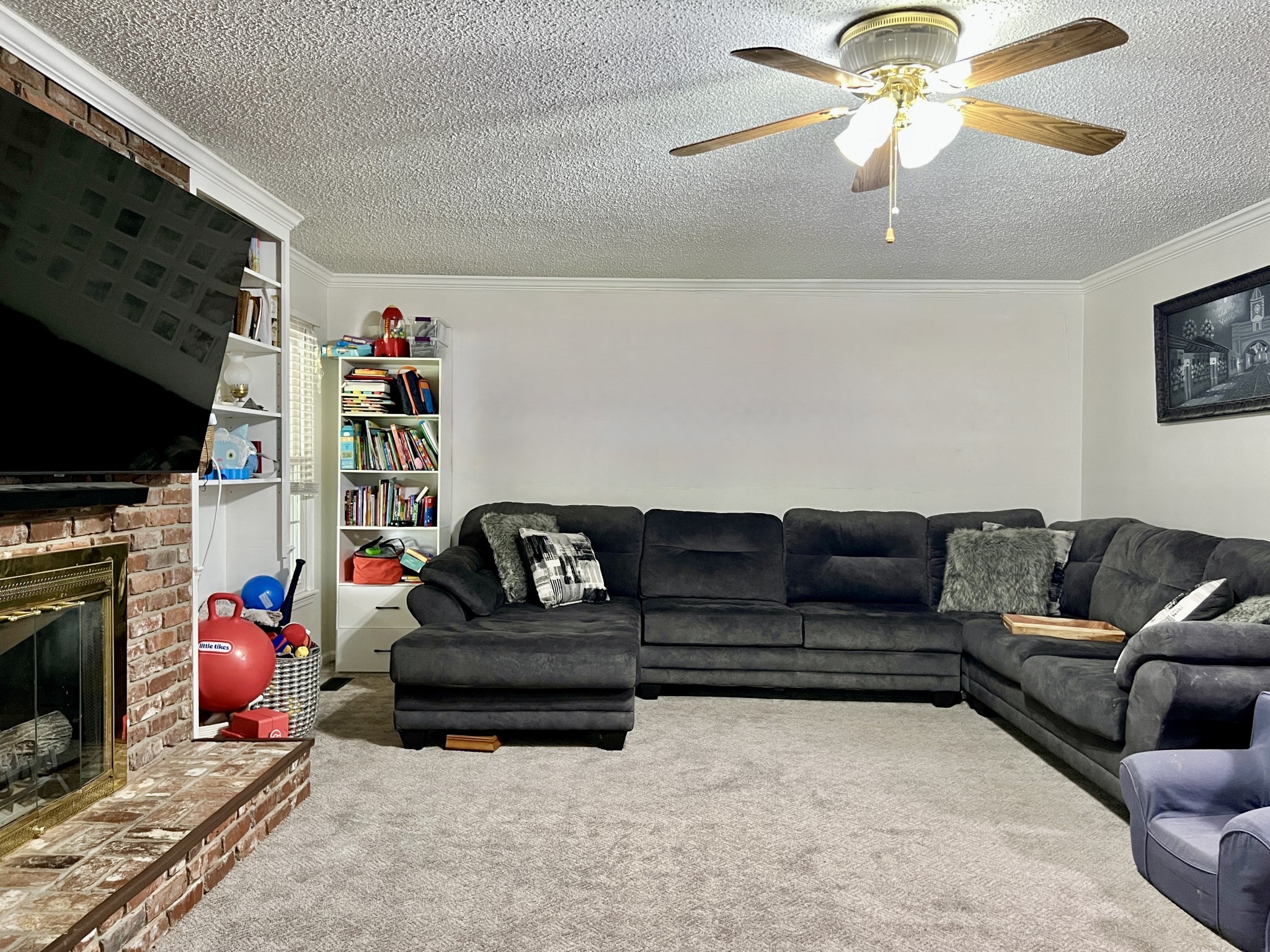 1010 S College St Property Photo 8