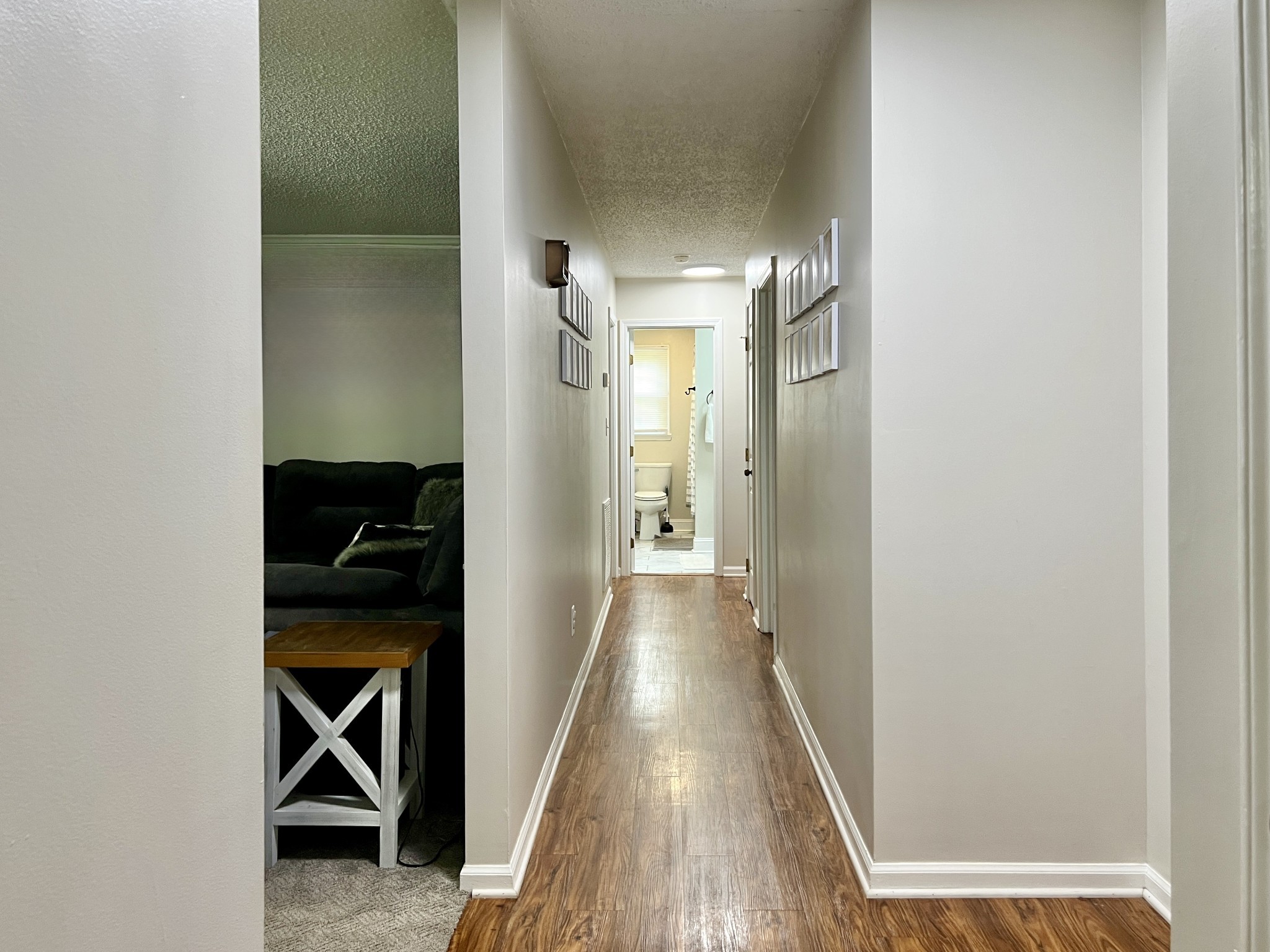 1010 S College St Property Photo 11
