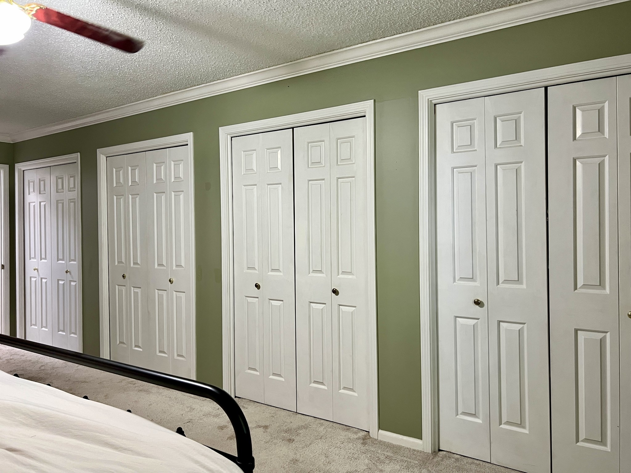 1010 S College St Property Photo 13