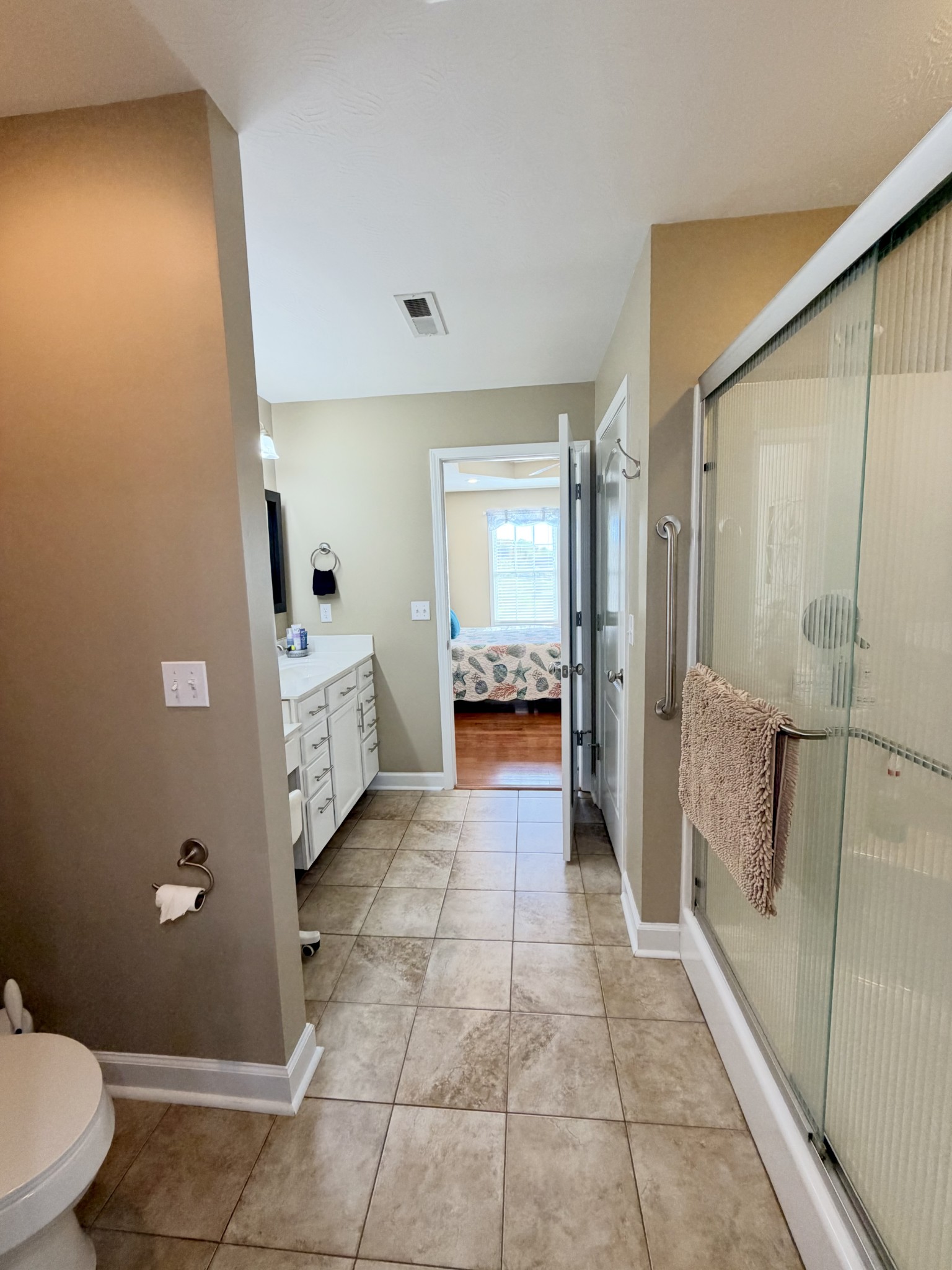 313 Abbey Way, N Property Photo 13