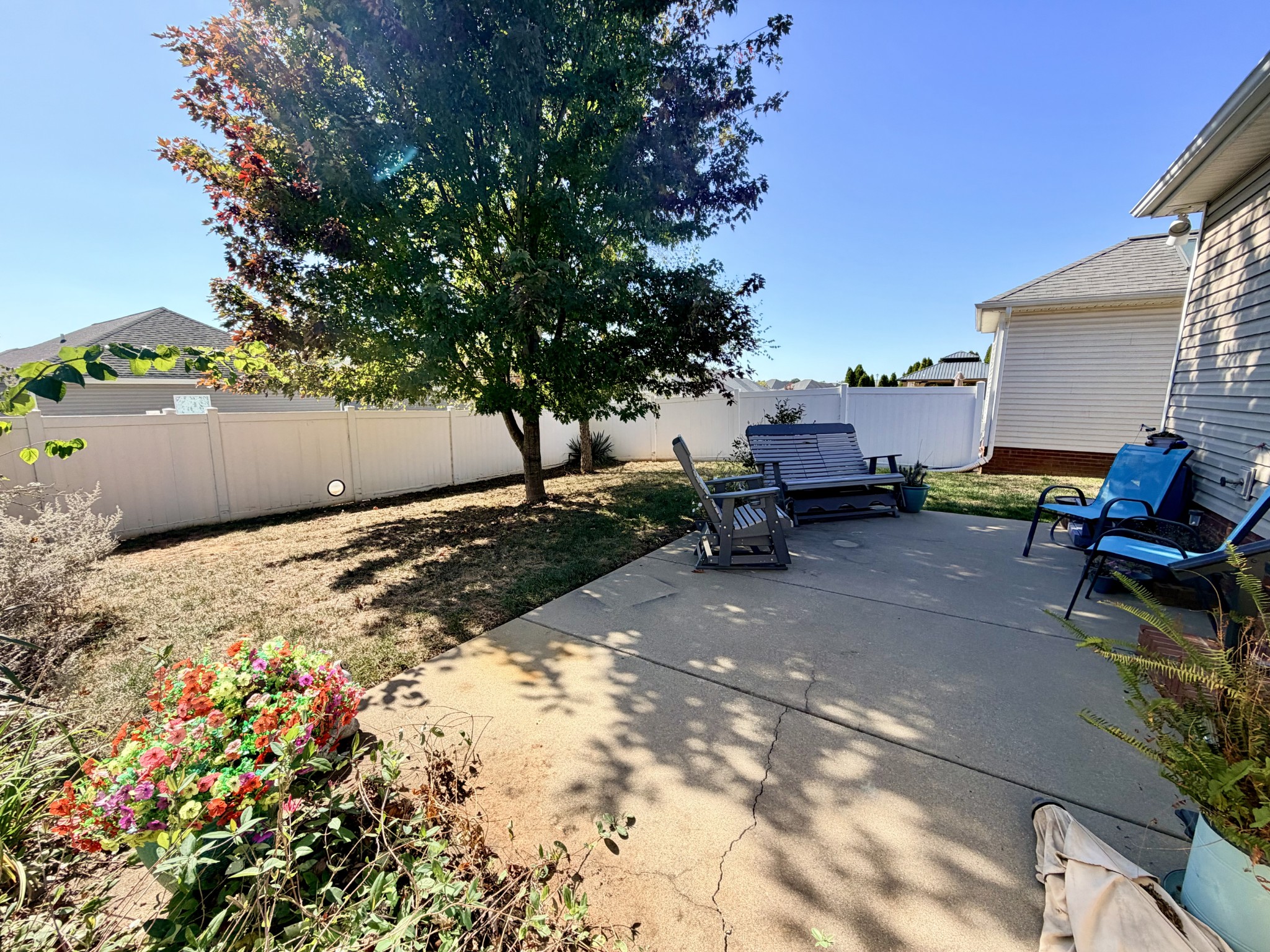 313 Abbey Way, N Property Photo 21