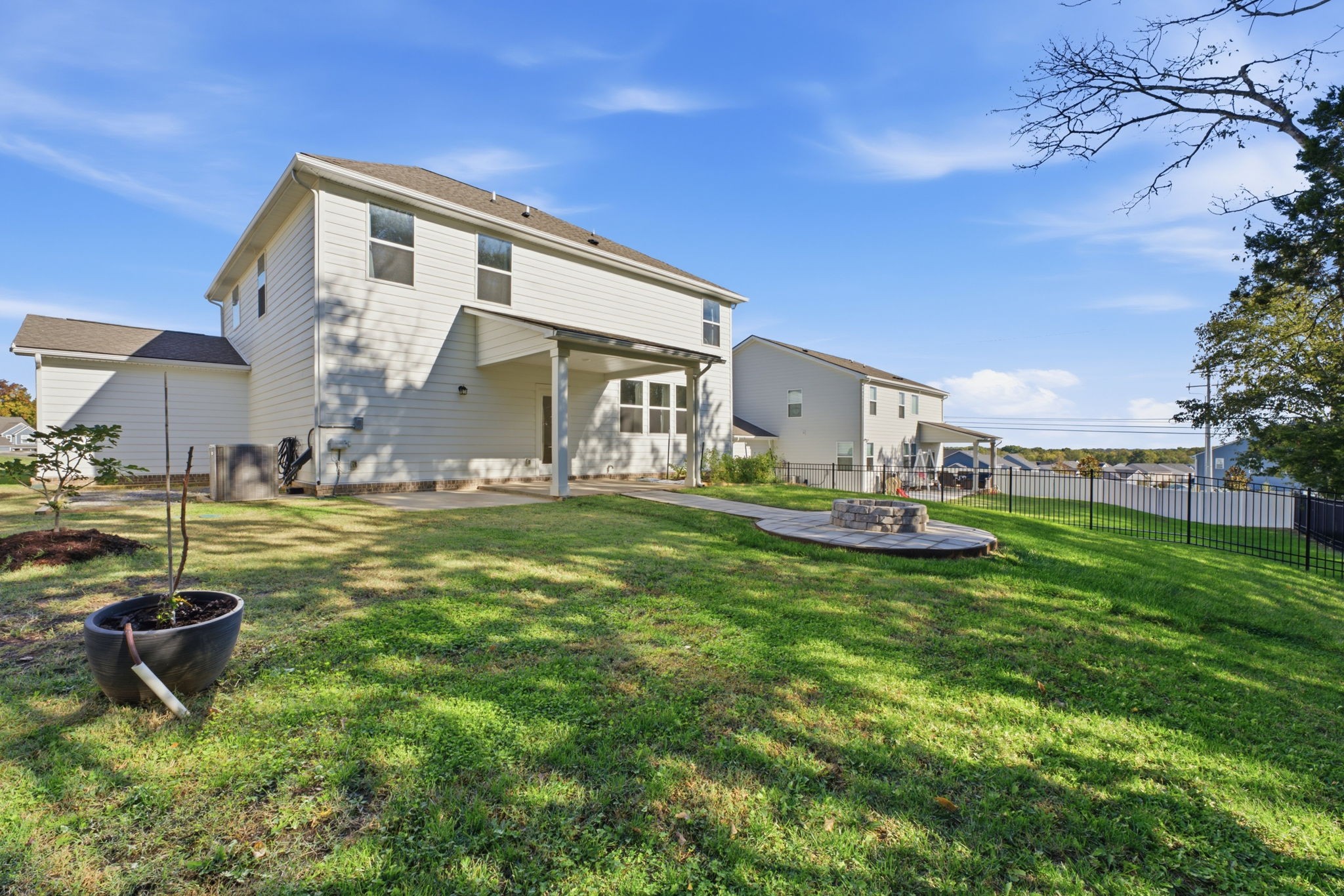 109 Cannonade Ct Property Photo 35