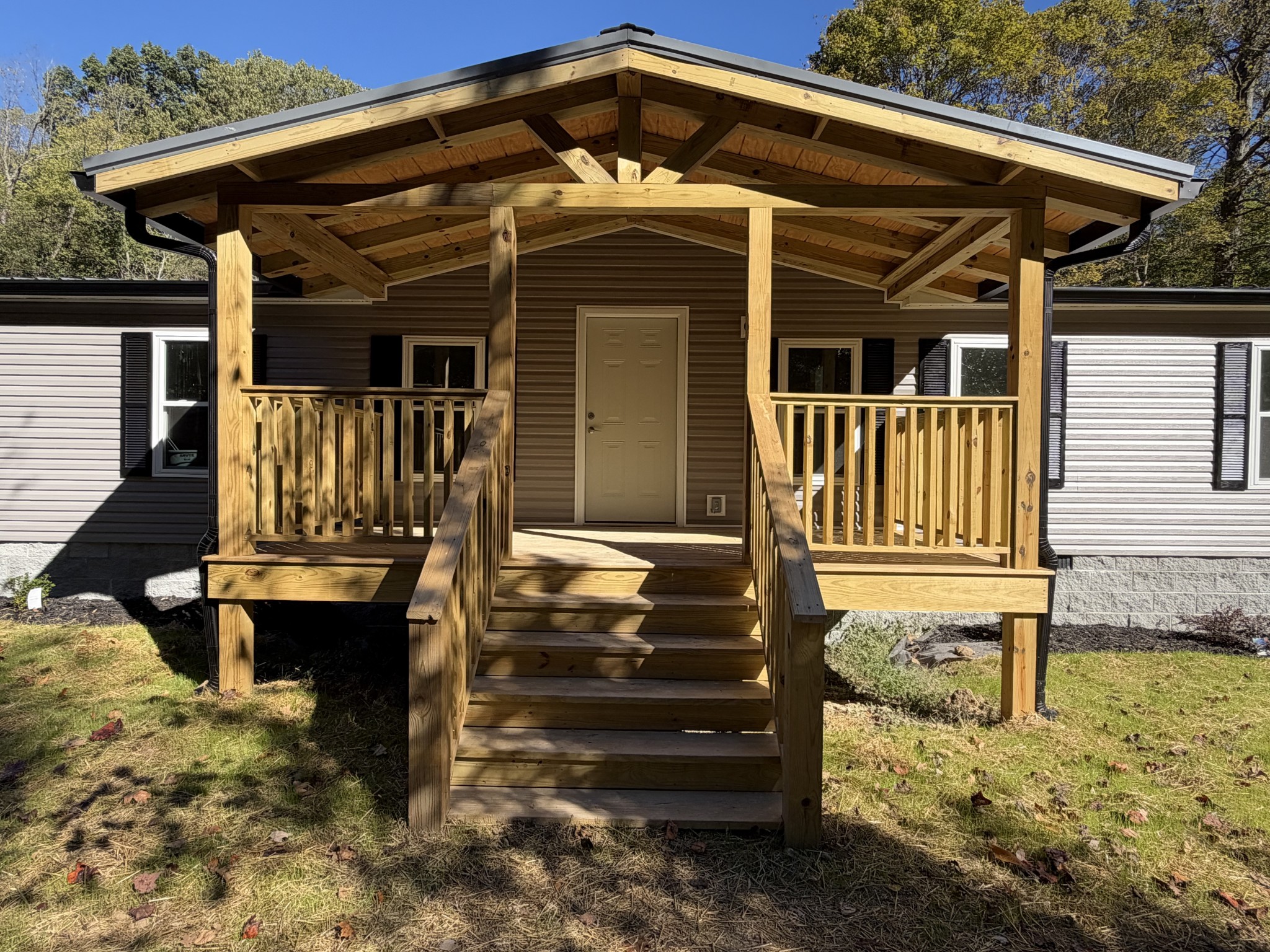 2210 Little Bartons Creek Rd, N Property Photo 2