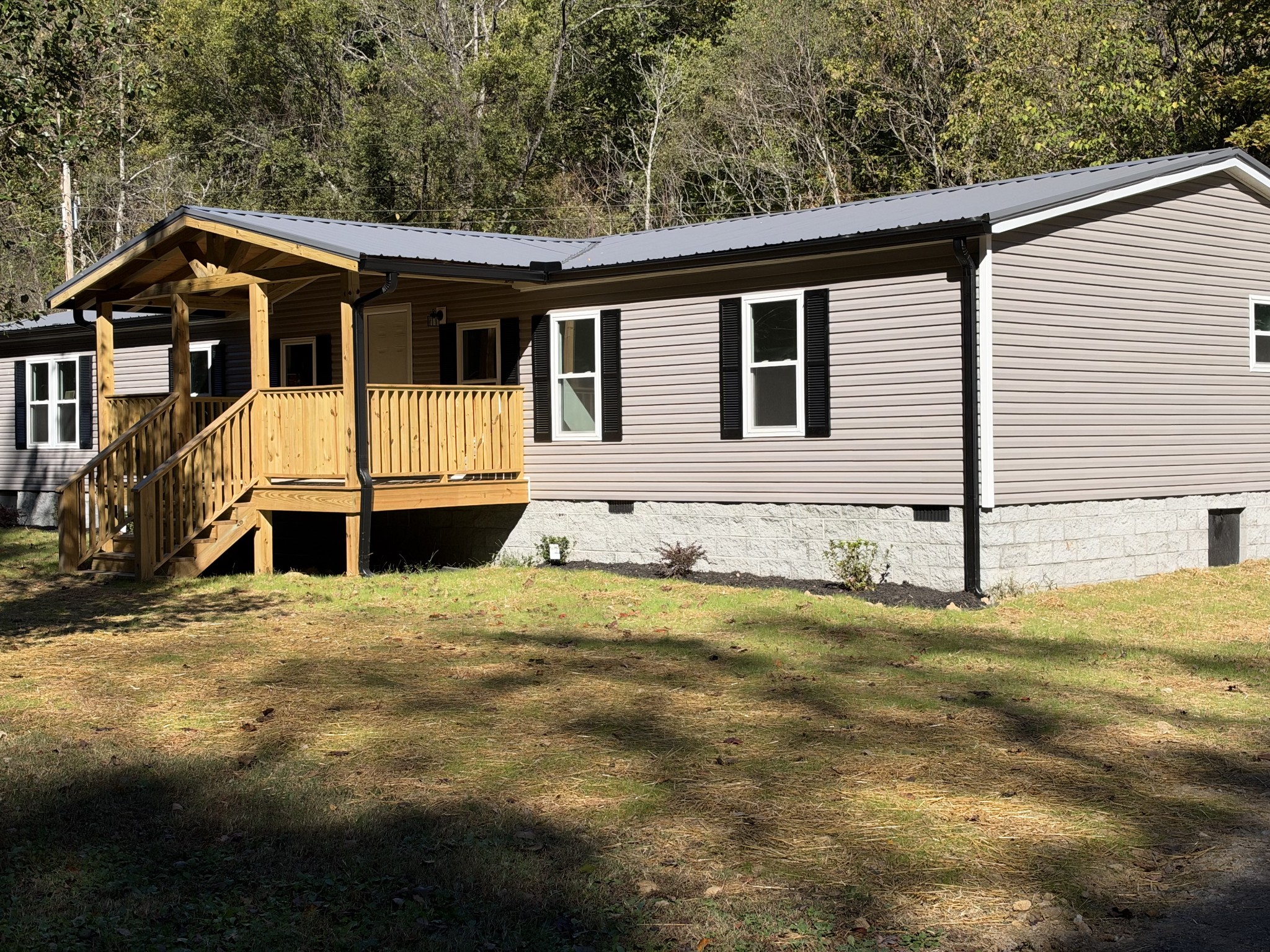 2210 Little Bartons Creek Rd, N Property Photo 3