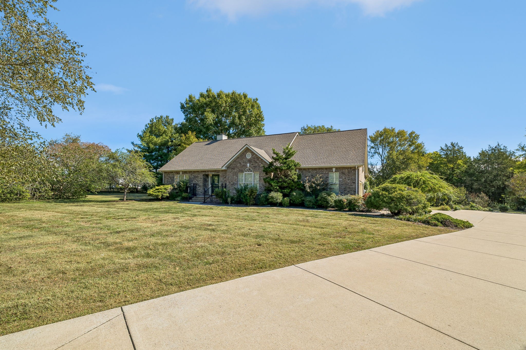 9000 Dandelion Dr Property Photo 3