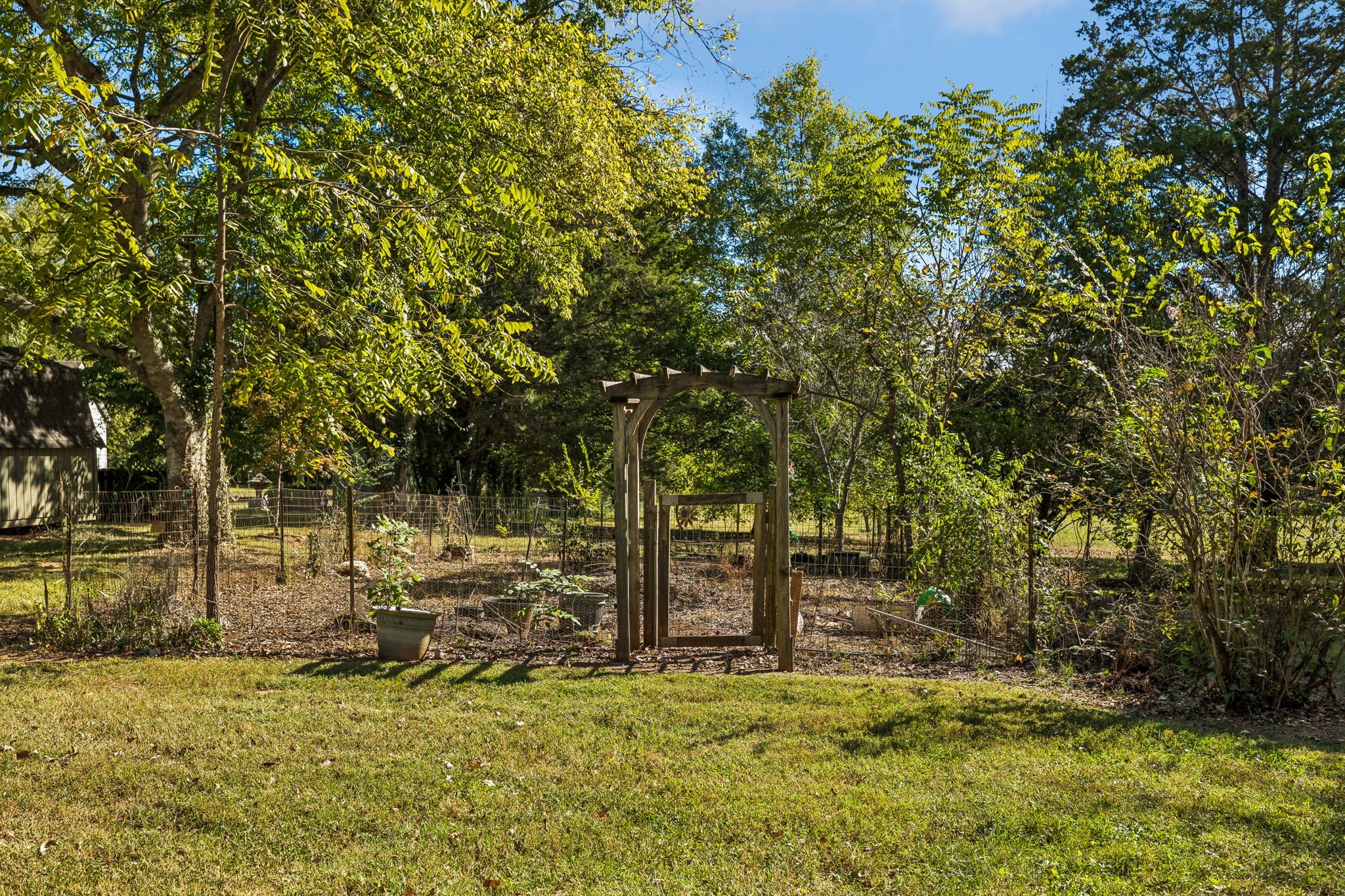 9000 Dandelion Dr Property Photo 37