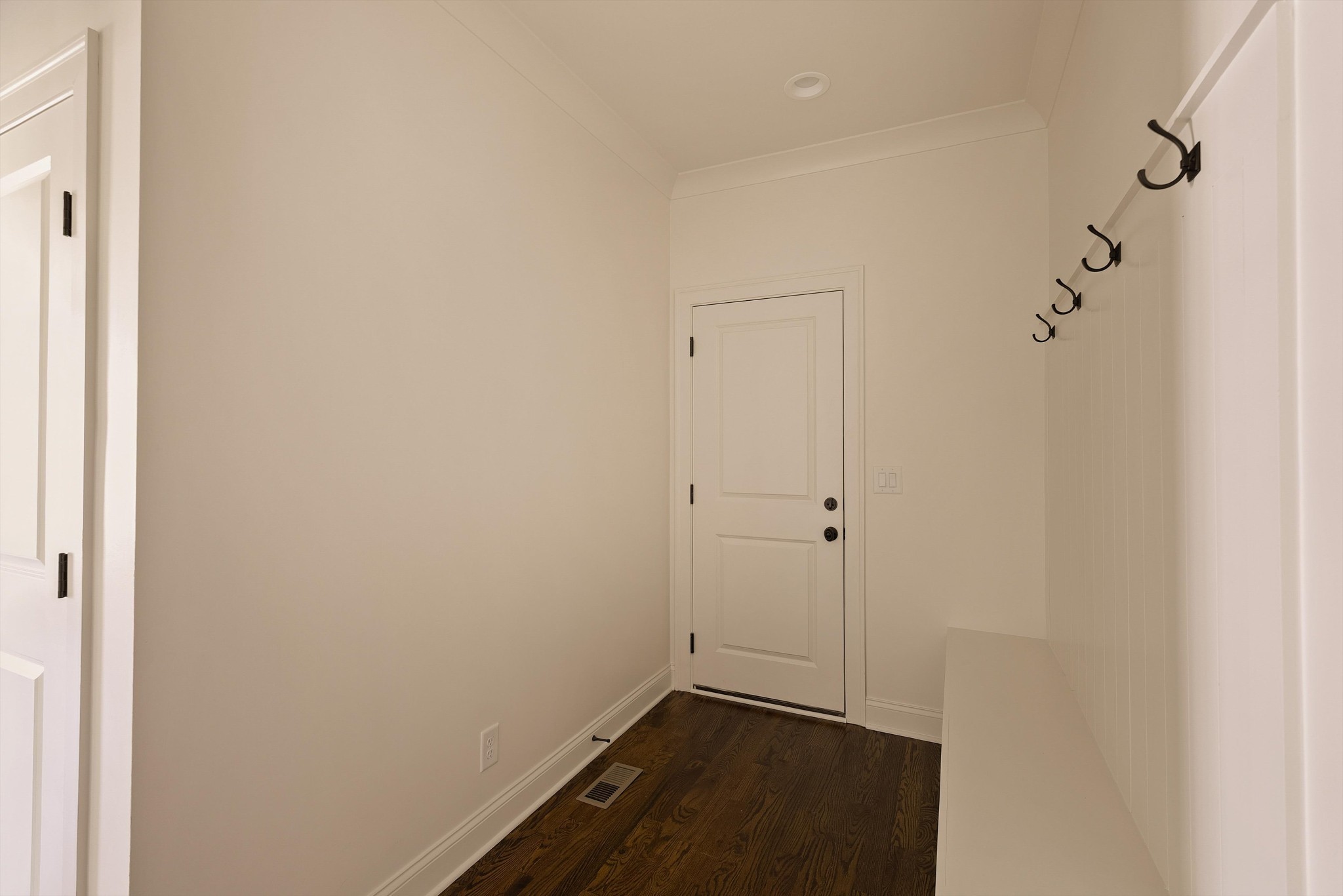 1010 Stone Creek Ln Property Photo 41