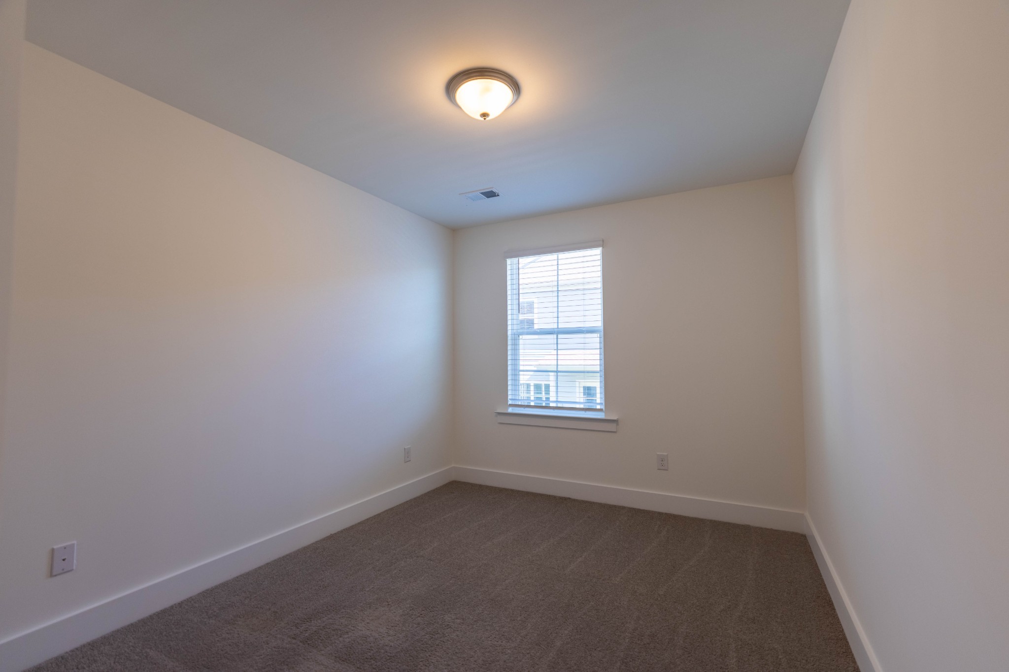 1074 Sweetleaf Dr Property Photo 43