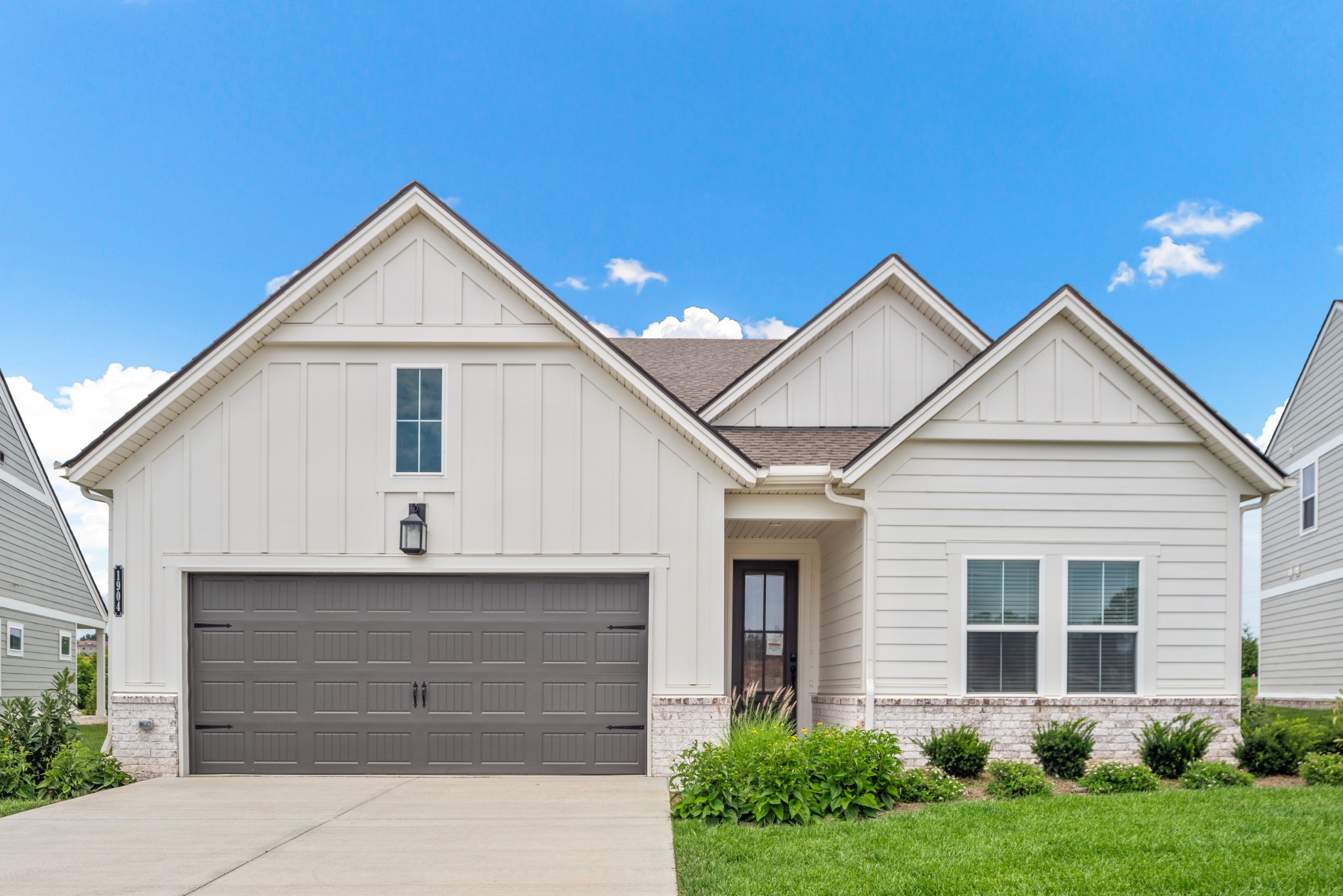 1105 Cherry Tree Way Property Photo 1