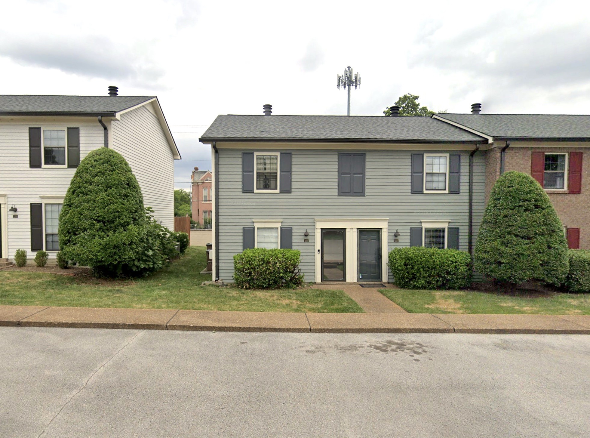 137 Academy Sq Property Photo 1