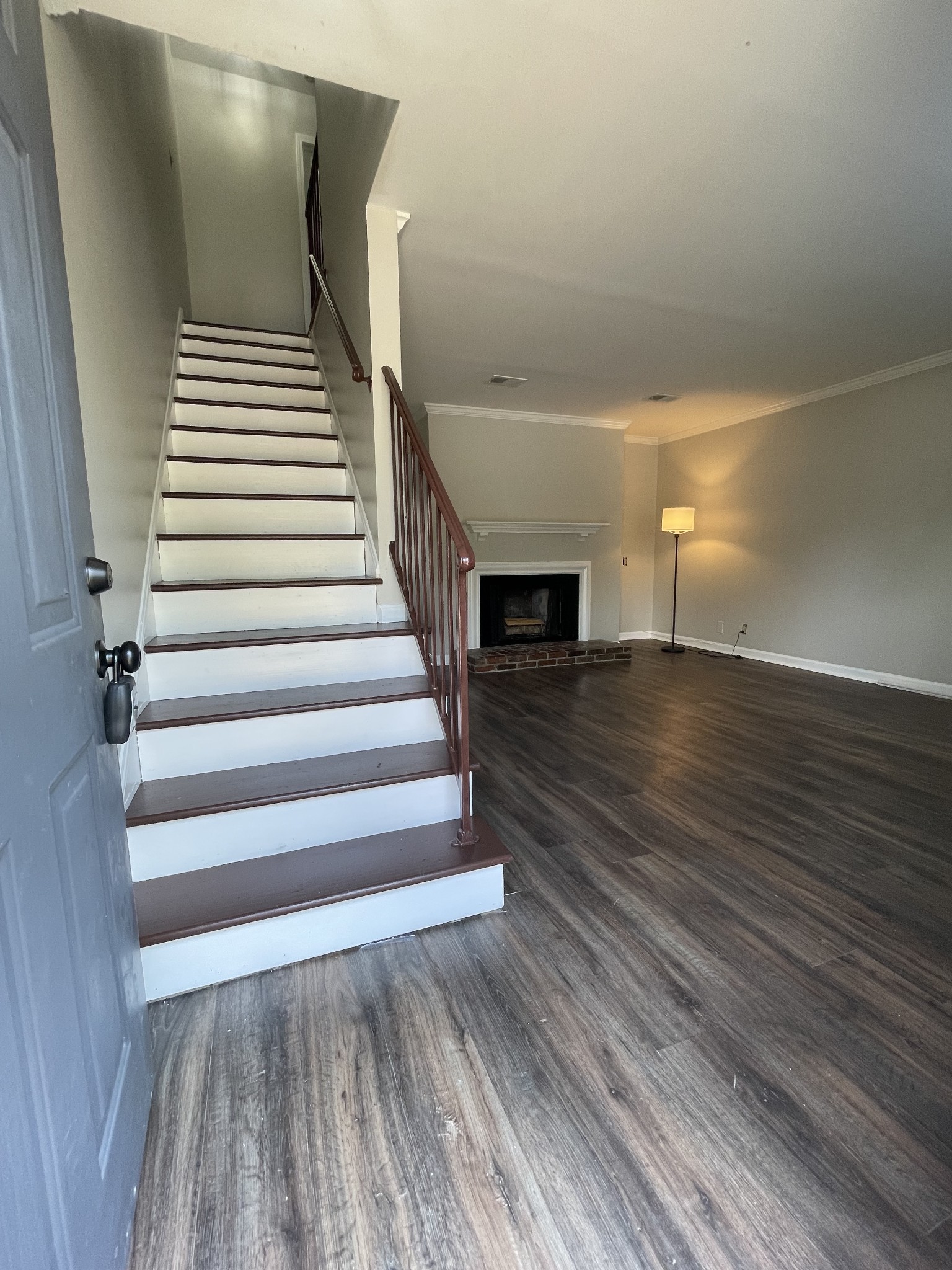 137 Academy Sq Property Photo 10