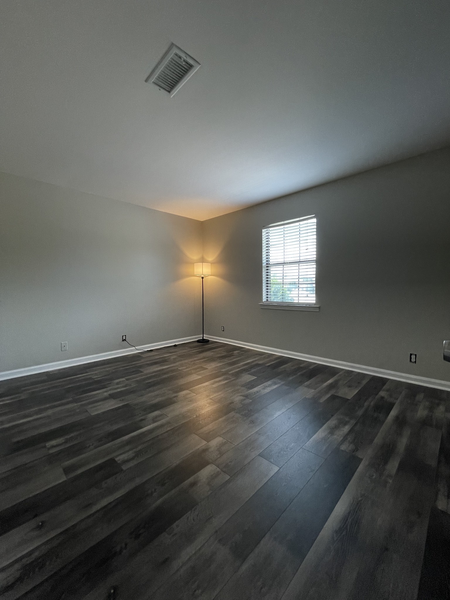 137 Academy Sq Property Photo 12
