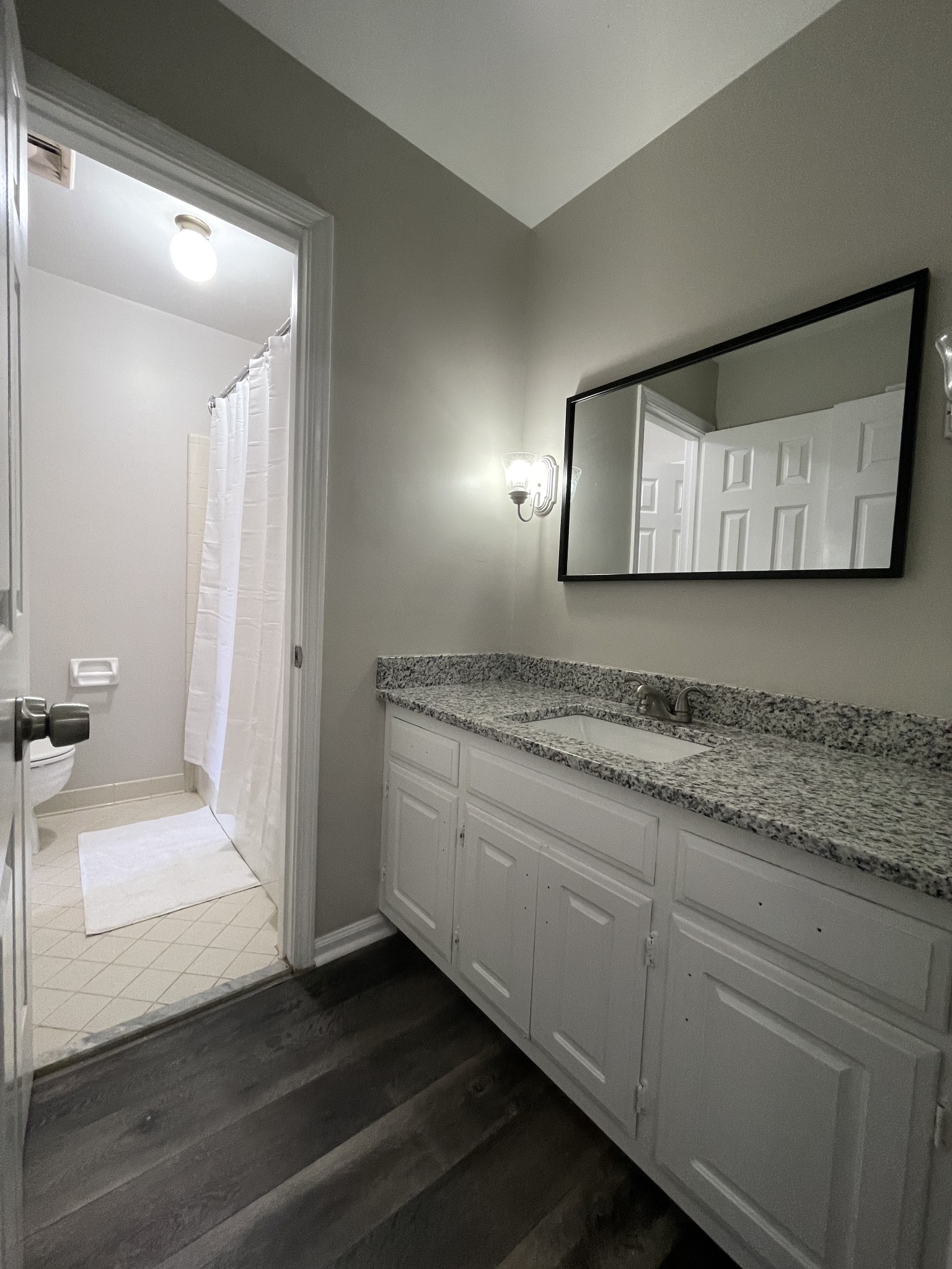 137 Academy Sq Property Photo 13