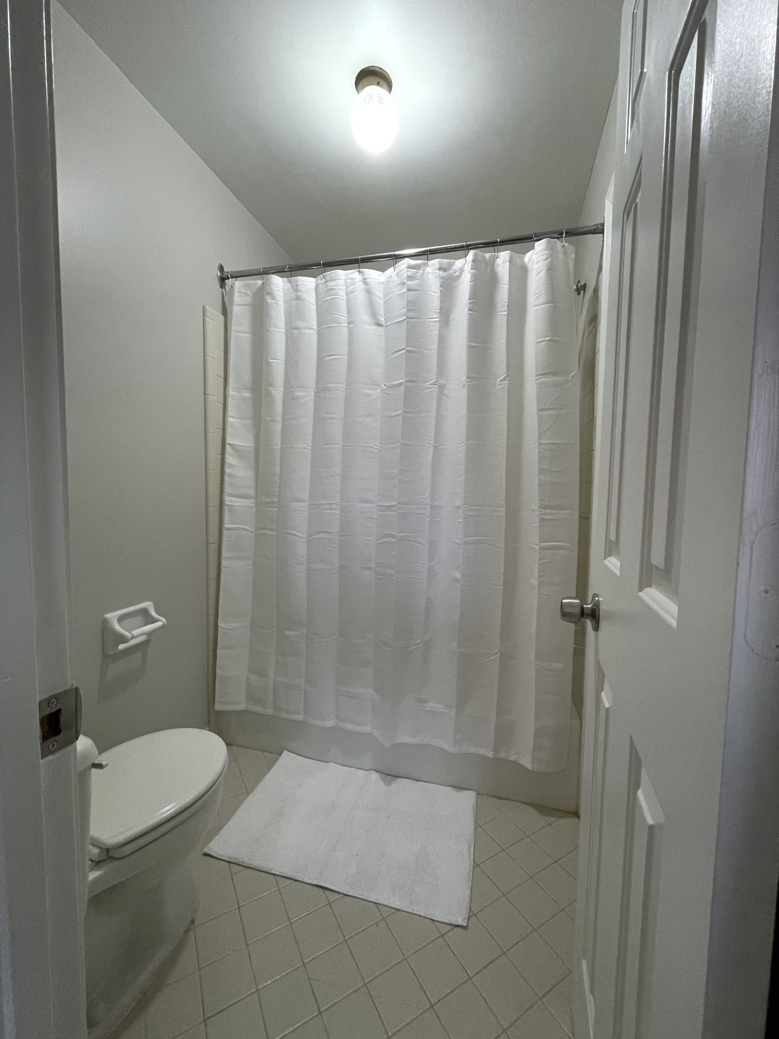 137 Academy Sq Property Photo 14