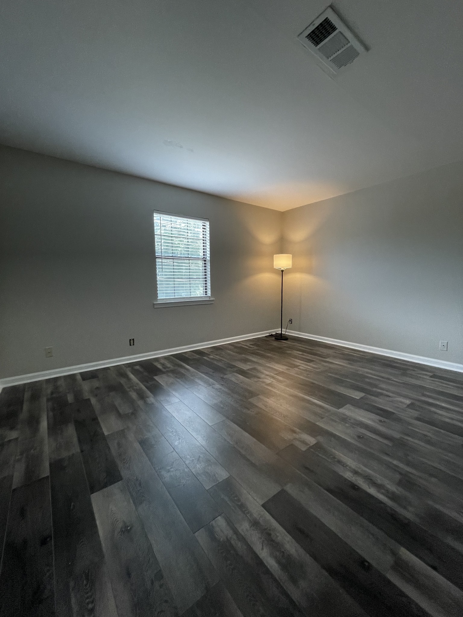 137 Academy Sq Property Photo 16