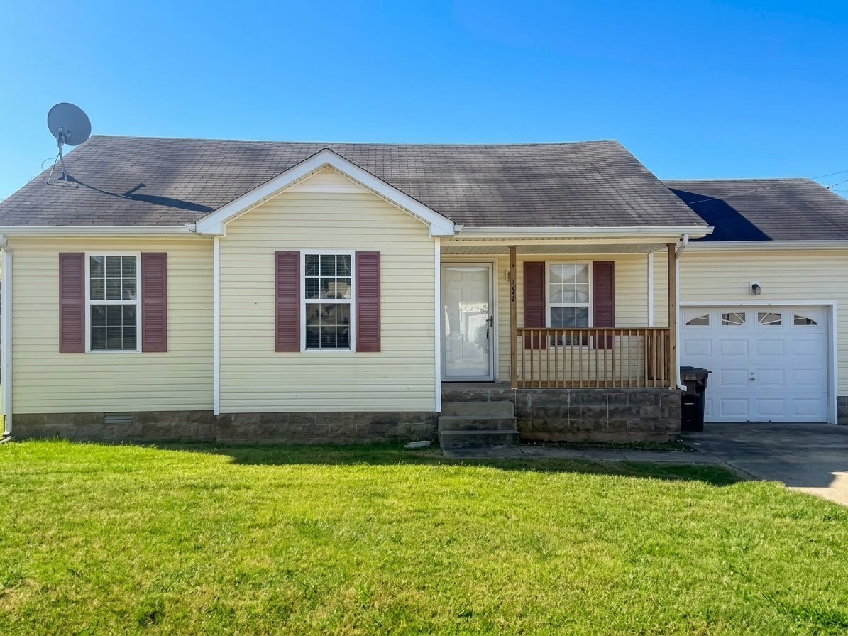 107 Gleaves Ln Property Photo 1