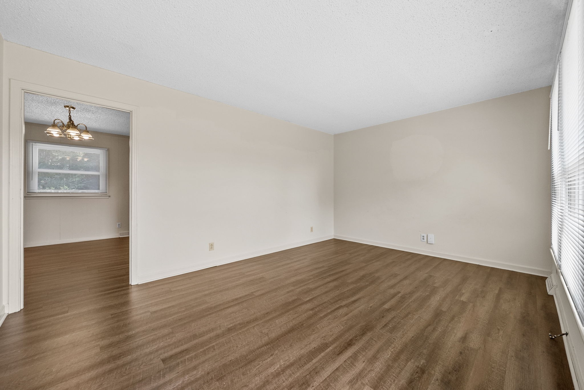 328 Welchwood Dr Property Photo 4