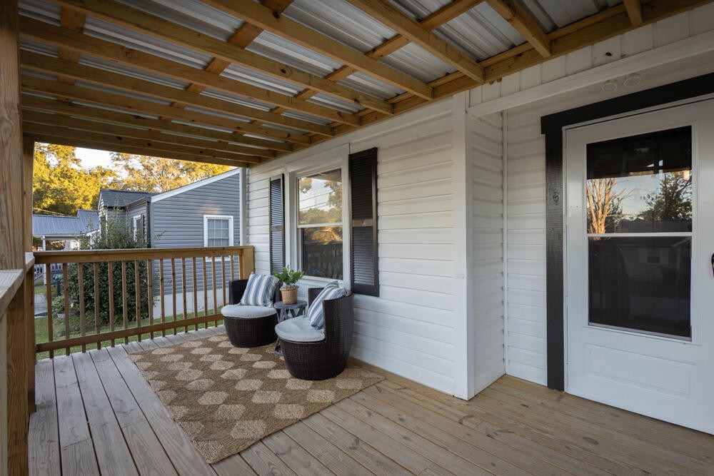 5308 Dupont Street Property Photo 4