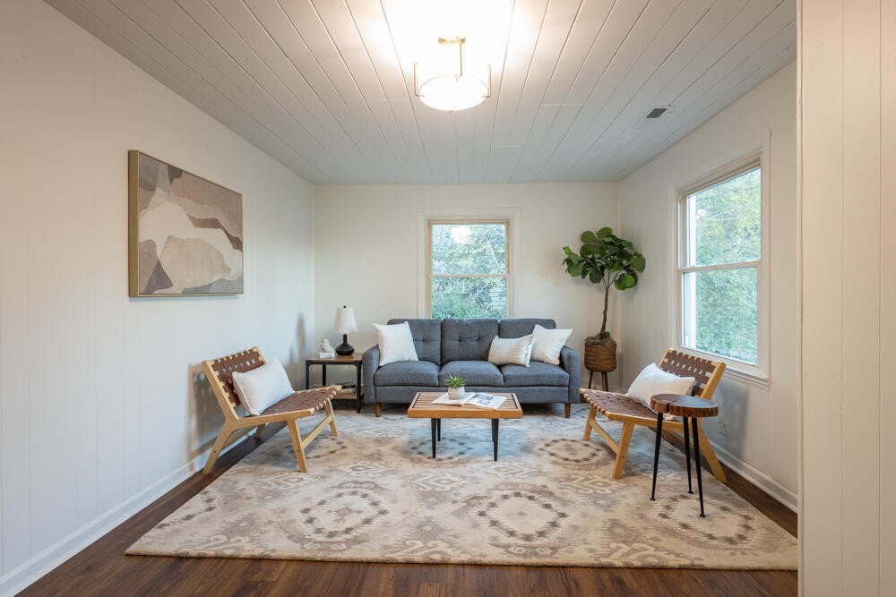 5308 Dupont Street Property Photo 5