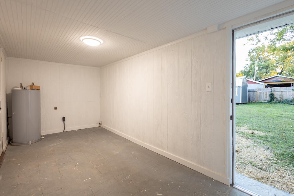 5308 Dupont Street Property Photo 11